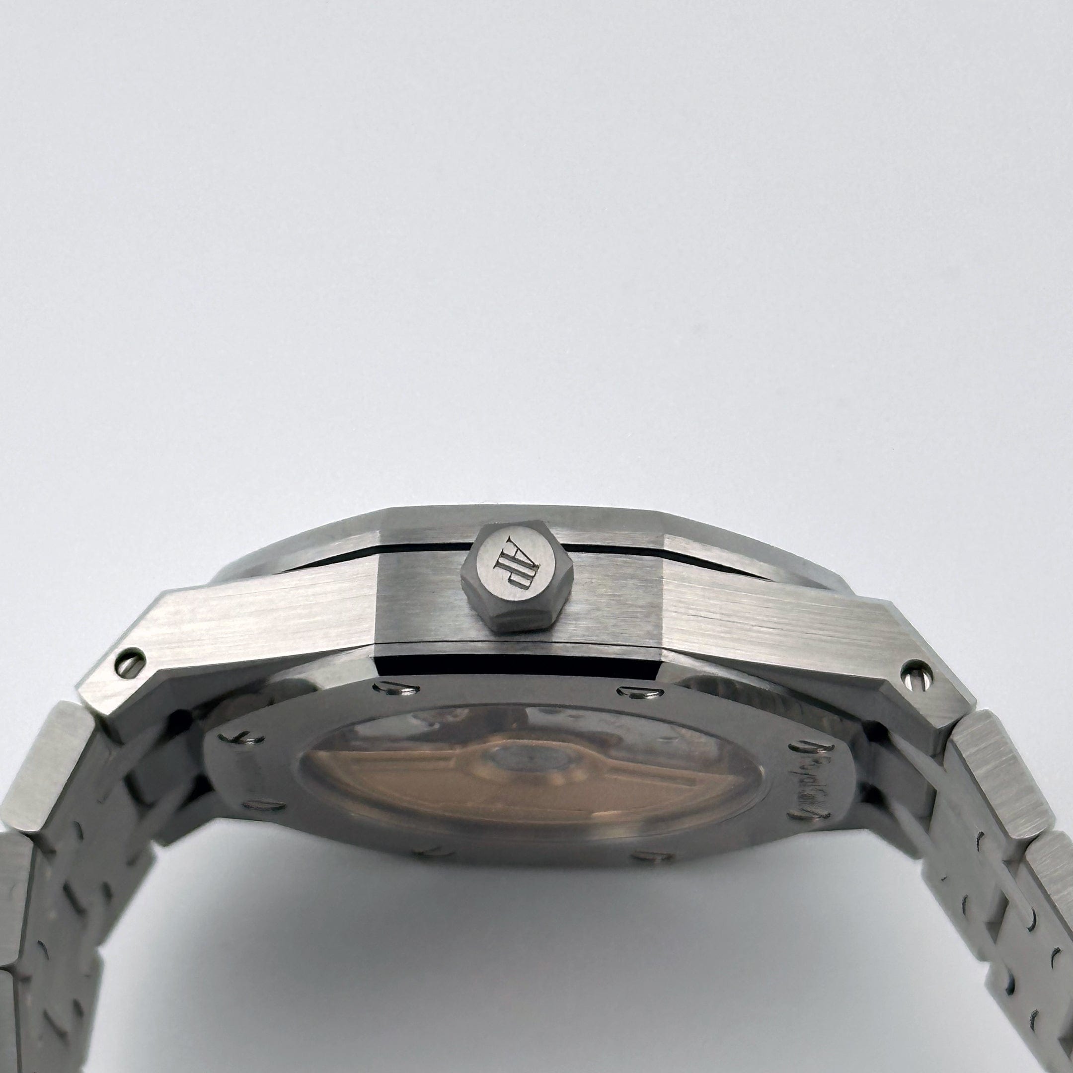 Audemars Piguet Royal Oak 77350ST.OO.1261ST.01 Stainless Steel Silver-Toned Dial