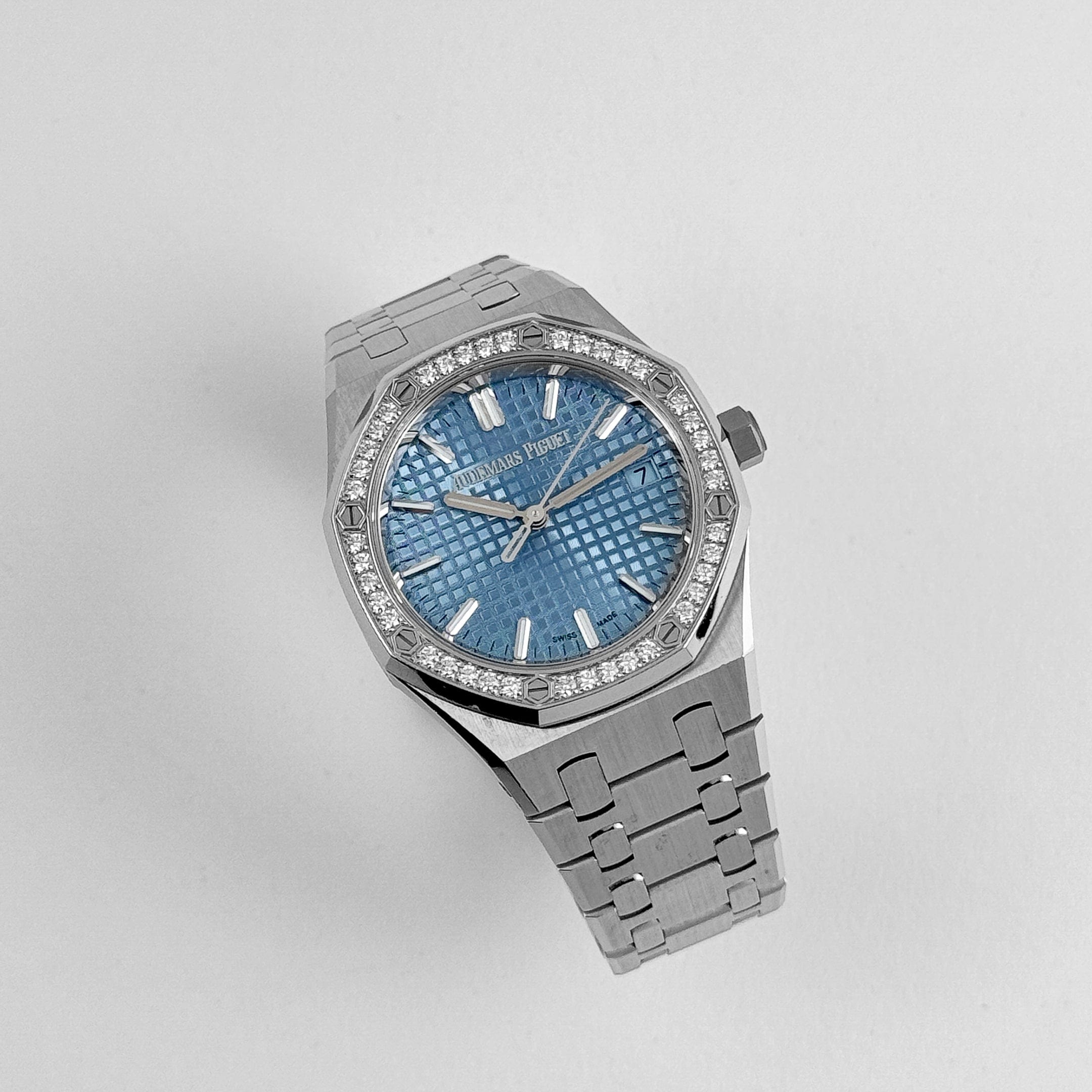 Audemars Piguet Royal Oak 77451ST.ZZ.1361ST.03 'Ladies' Selfwinding Stainless Steel Blue Dial Diamond Bezel (2024)