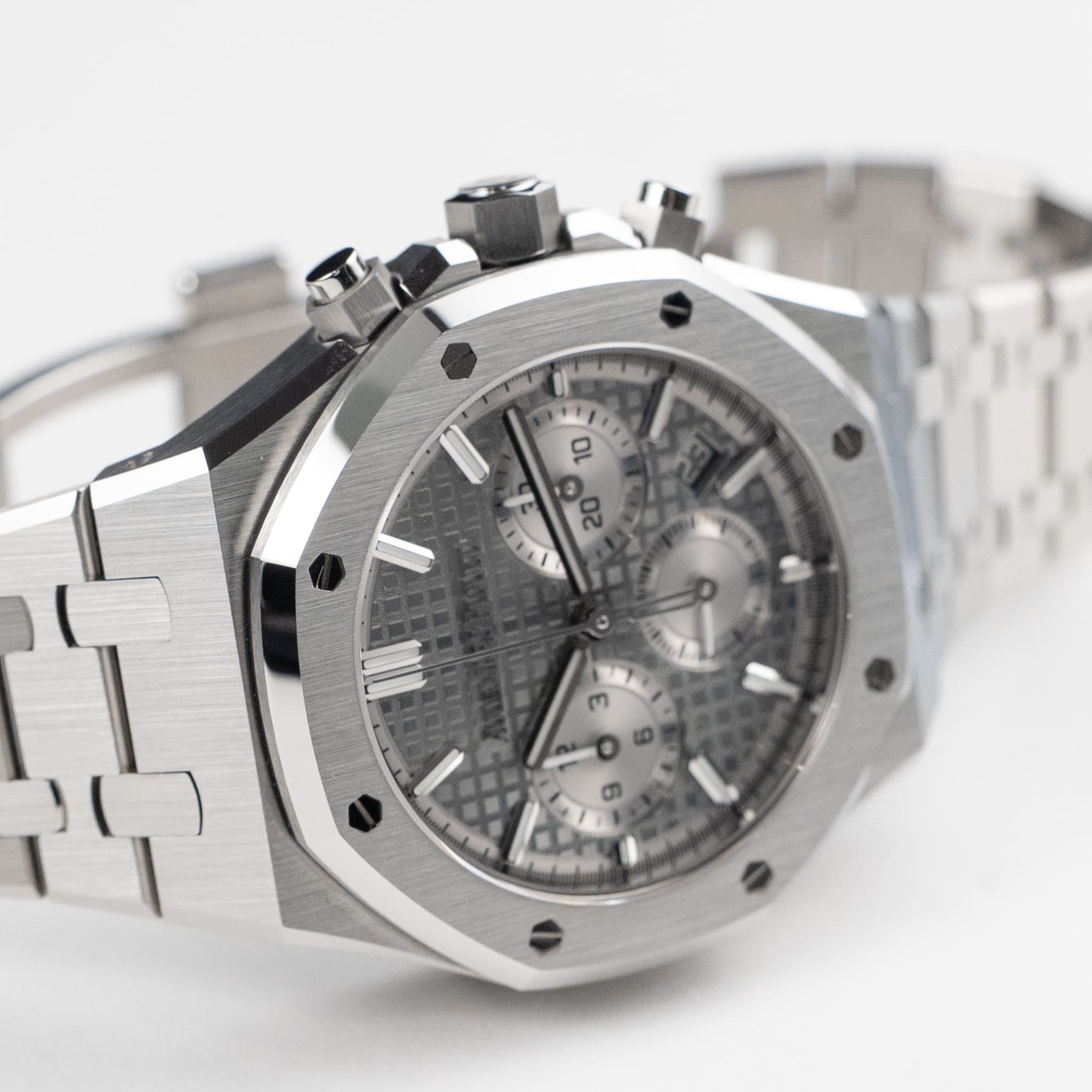 Audemars Piguet Royal Oak Chronograph 26715ST.OO.1356ST.02 Stainless Steel Grey Dial (2023)