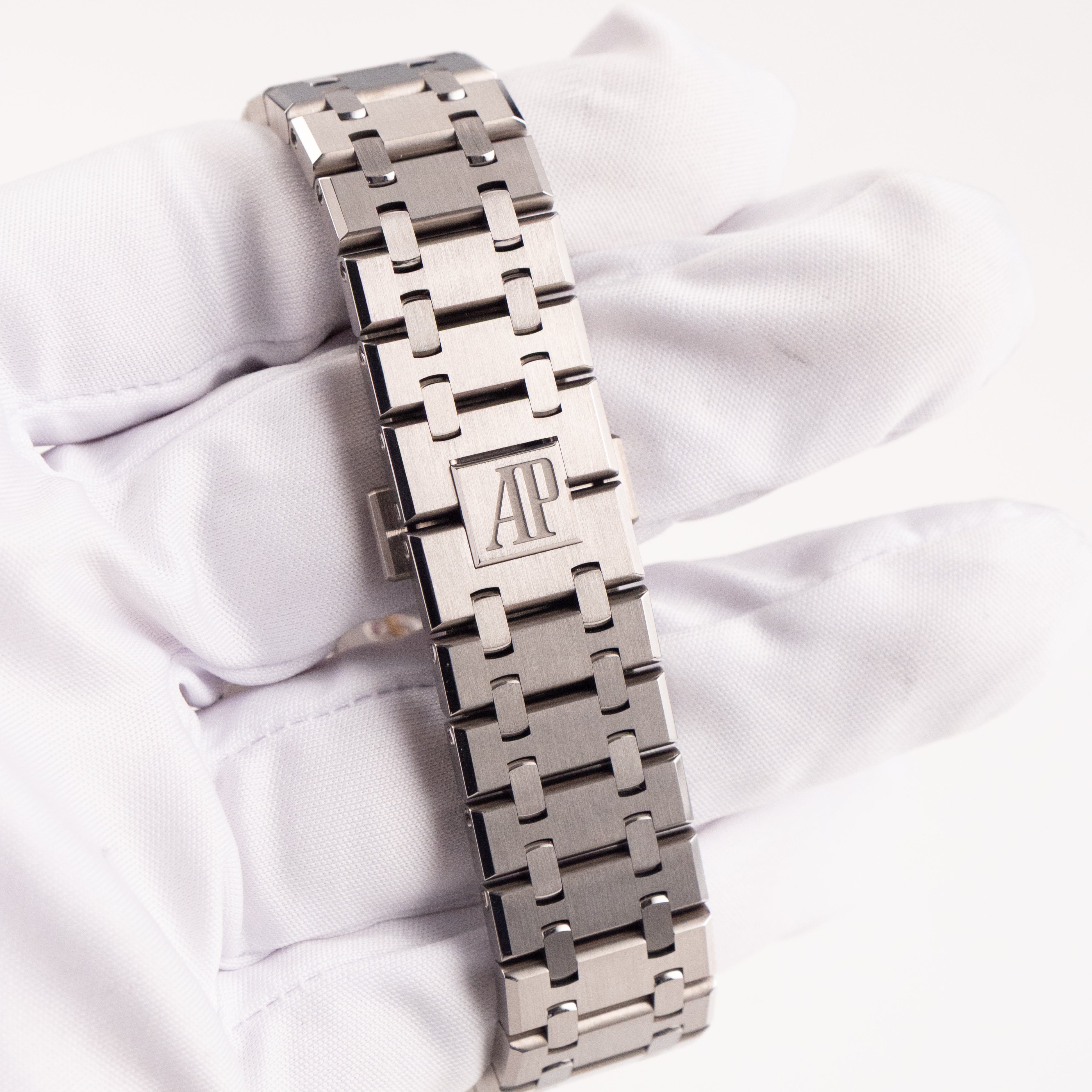 Audemars Piguet Royal Oak Perpetual Calendar 26615TI.OO.1220TI.01 Titanium Salmon Dial Limited Edition of 300