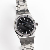 Audemars Piguet Royal Oak Quartz 67651ST.ZZ.D002CR.01 'Ladies' Stainless Steel Black Dial Diamond Bezel (2014)