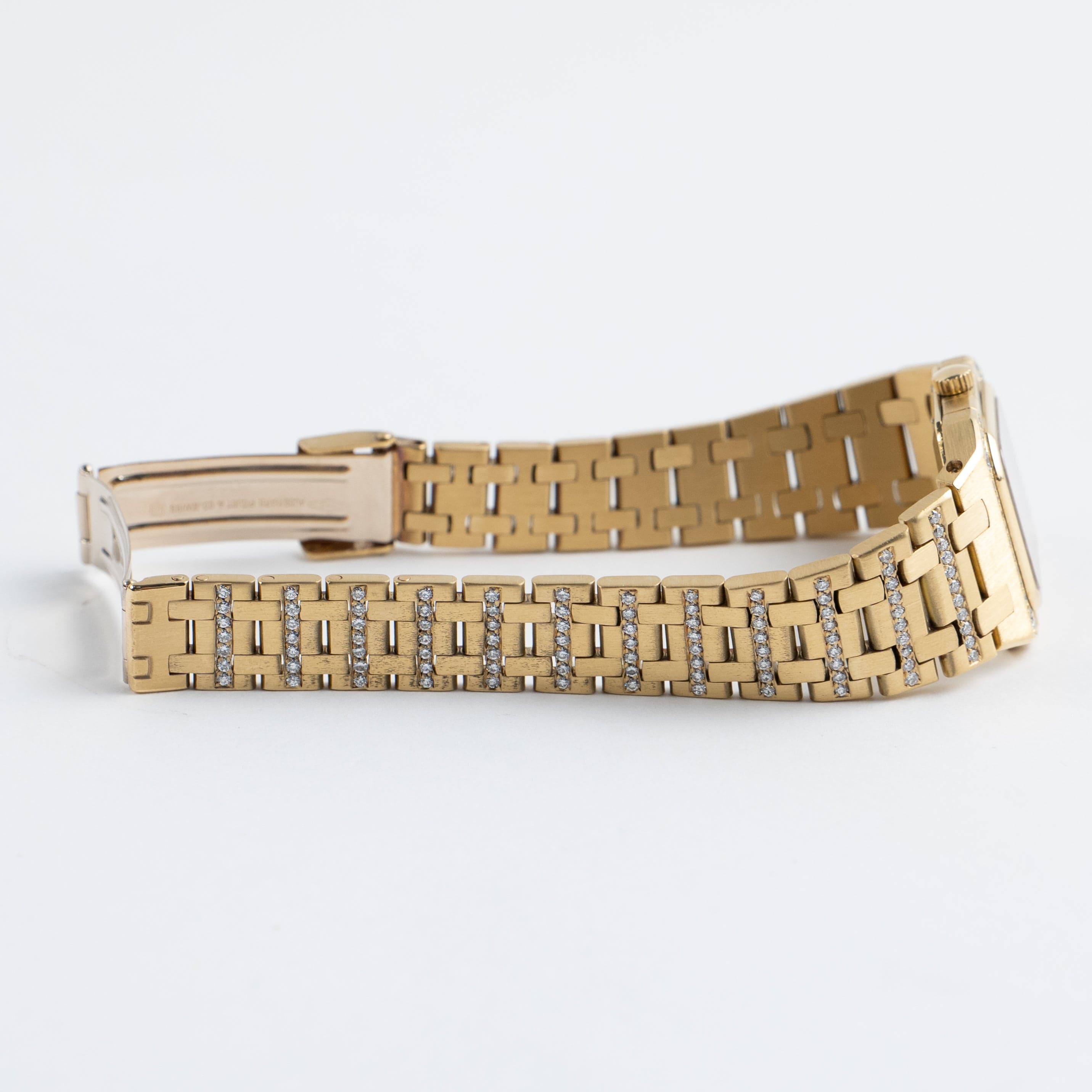 Audemars Piguet Royal Oak Rectangular 6015BA Vintage 'Ladies' Yellow Gold Diamond-Set Quartz (1982)