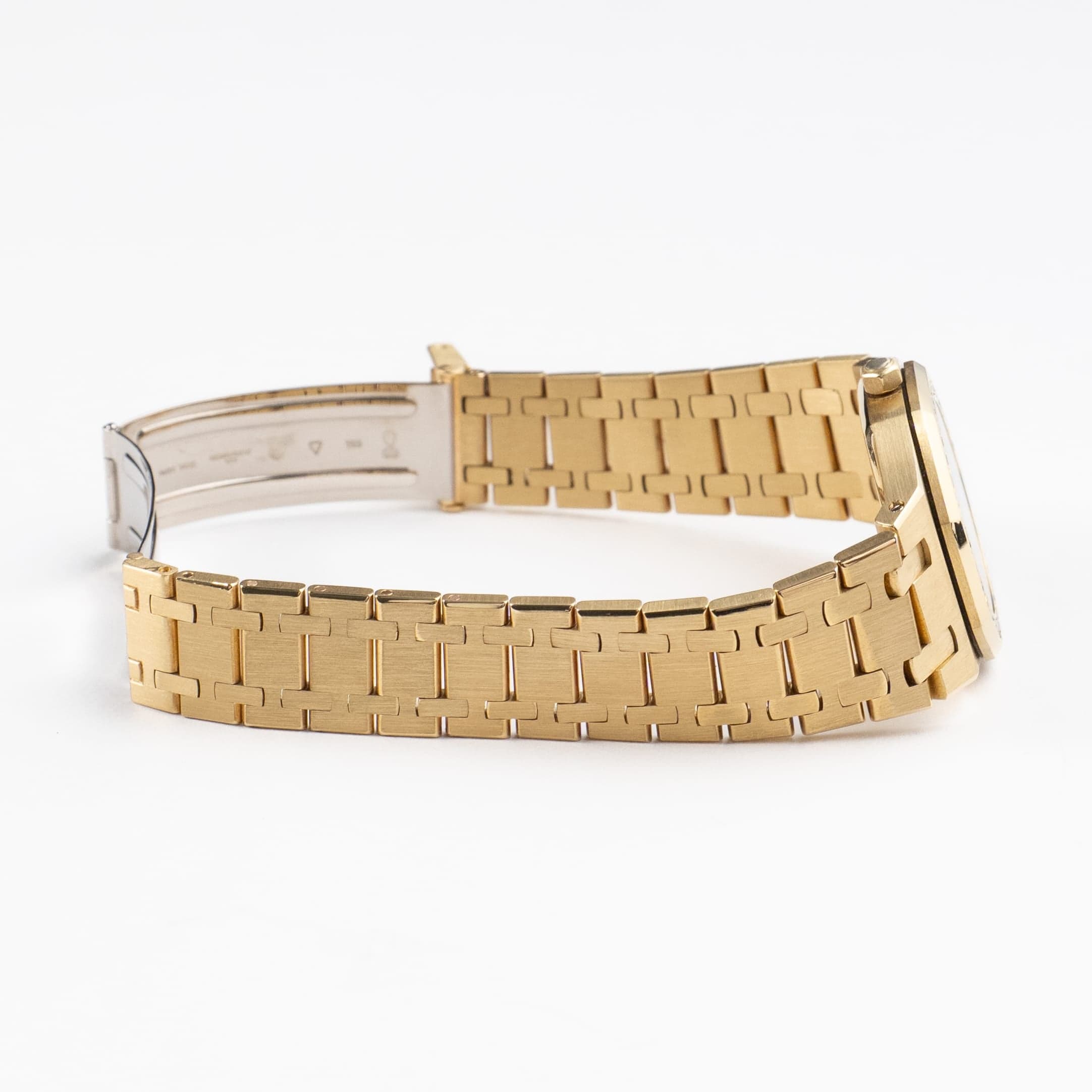 Audemars Piguet Royal Oak Vintage 14587.708 'Ladies' Yellow Gold Champagne Diamond Dial Diamond Bezel (1990)