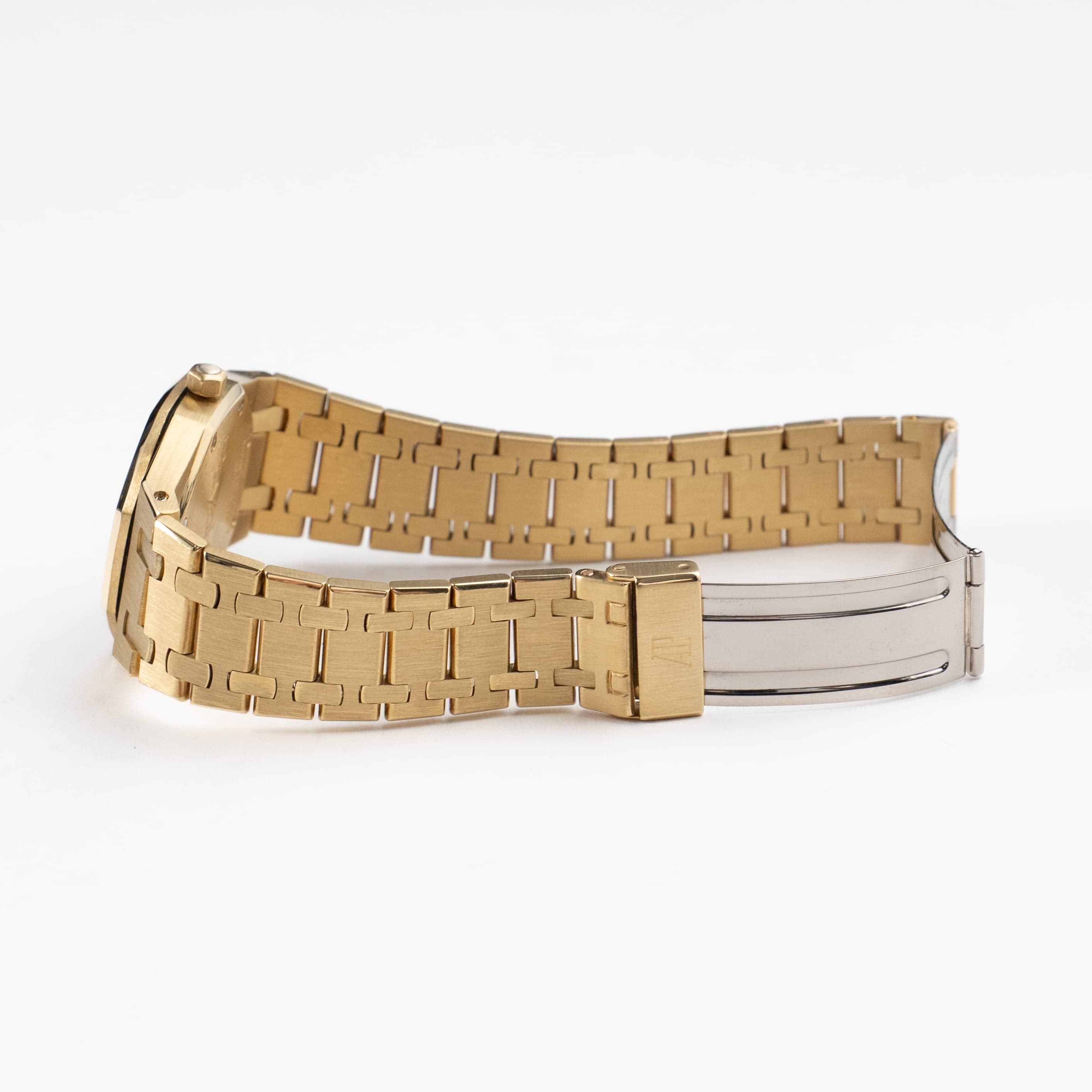 Audemars Piguet Royal Oak Vintage 14587.708 'Ladies' Yellow Gold Champagne Diamond Dial Diamond Bezel (1990)