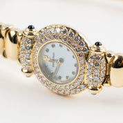 Audemars Piguet Vintage Classique 67030BA.SS.1088BA.01 'Ladies' Yellow Gold Mother of Pearl Sapphire Dial Diamond Bezel Quartz (1996)