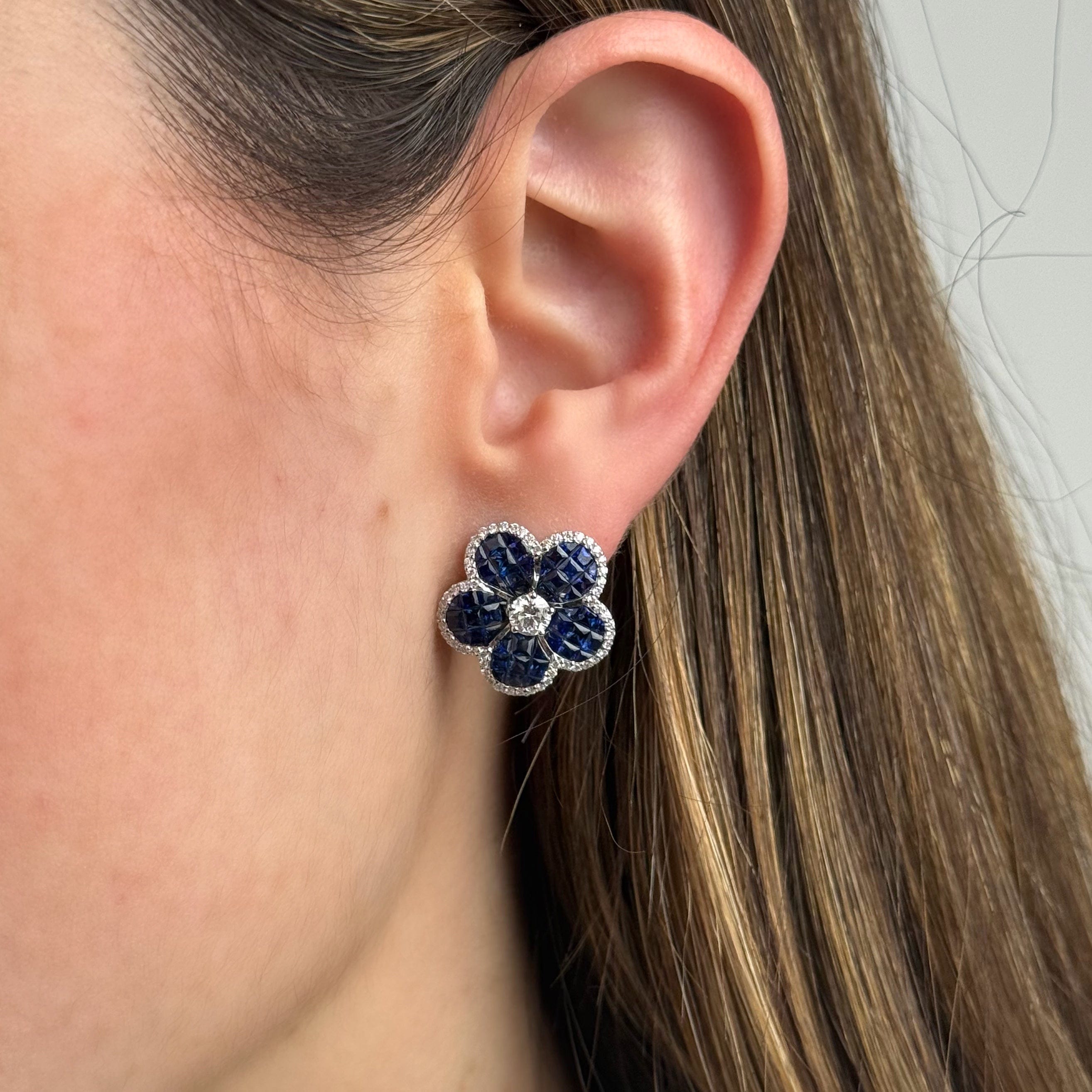 blue-sapphire-and-diamond-flower-earrings-jewels-aficionado-1221906741.jpg