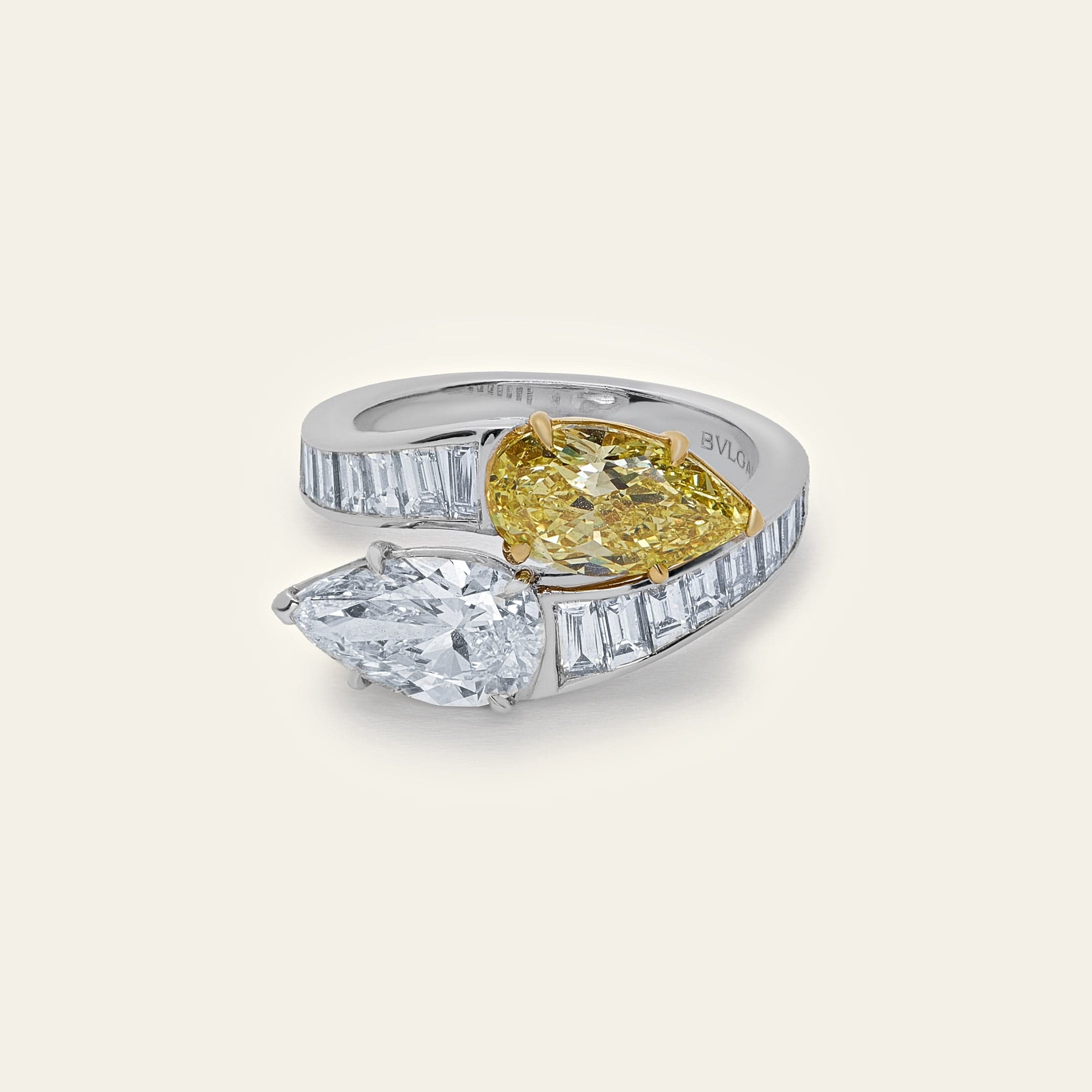bvlgari-fancy-intense-yellow-pear-shaped-bulgari-ring-bvlgari-1217689399.jpg