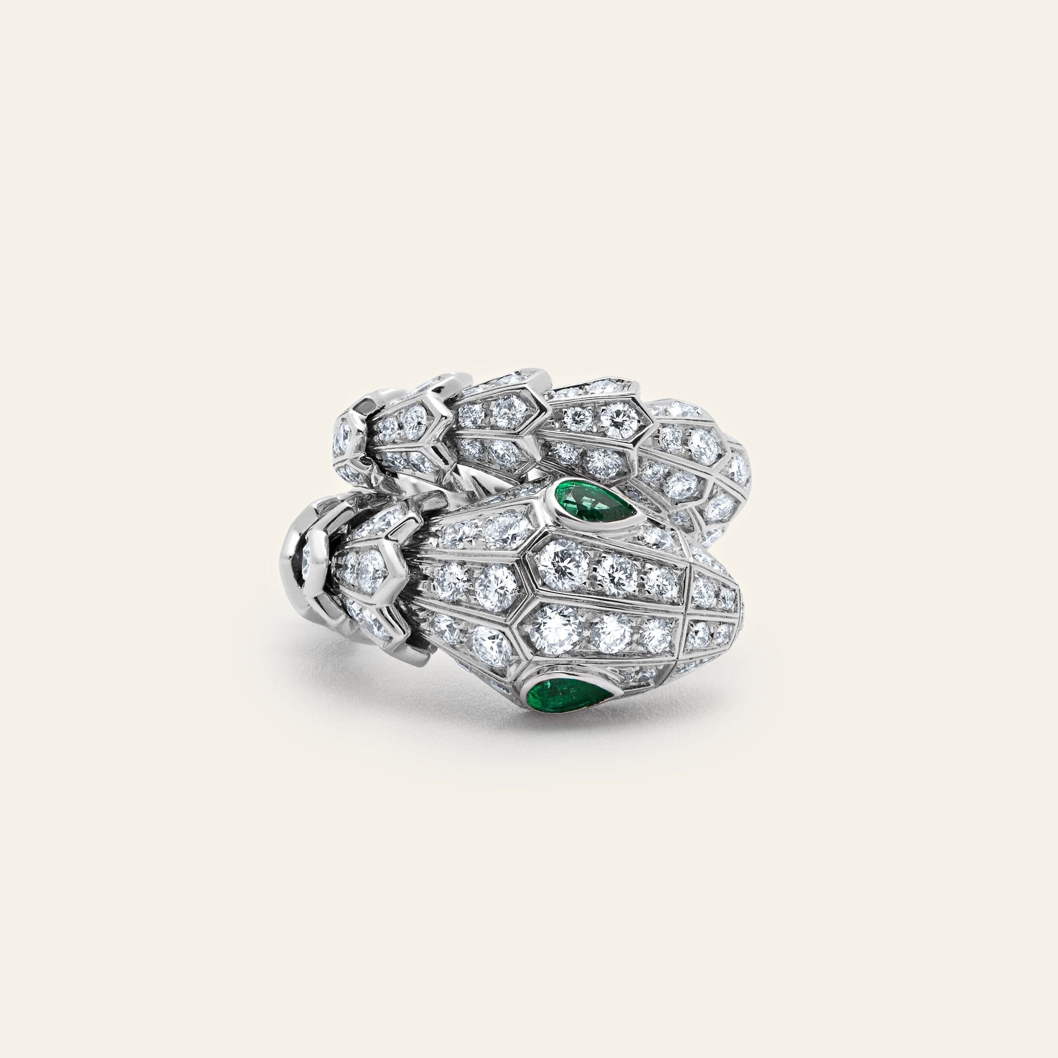 bvlgari-serpenti-viper-ring-white-gold-pave-diamond-354697-bvlgari-1204228373.jpg