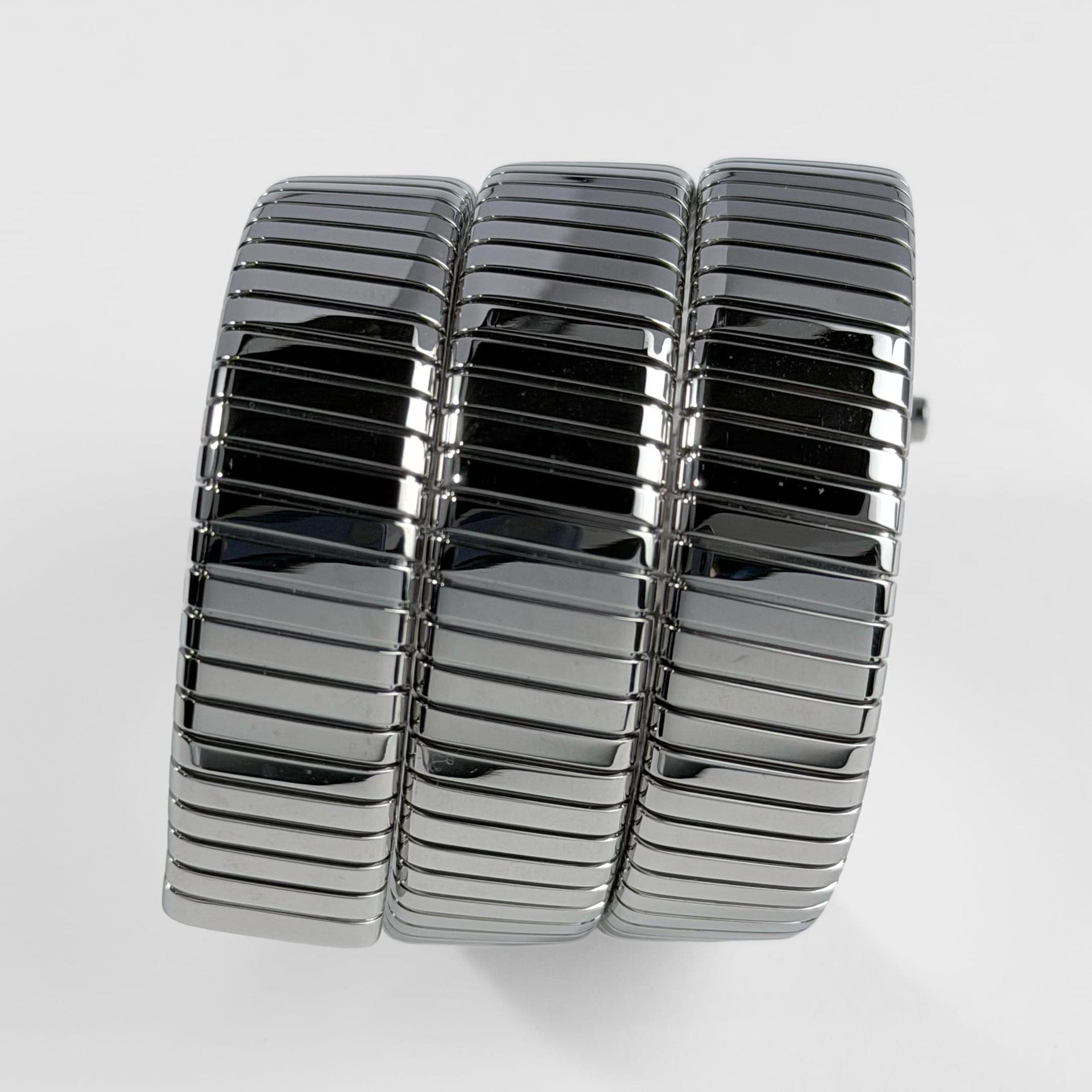 BVLGARI Tubogas BB191TS 3 Row Stainless Steel Black Dial Quartz (2003)