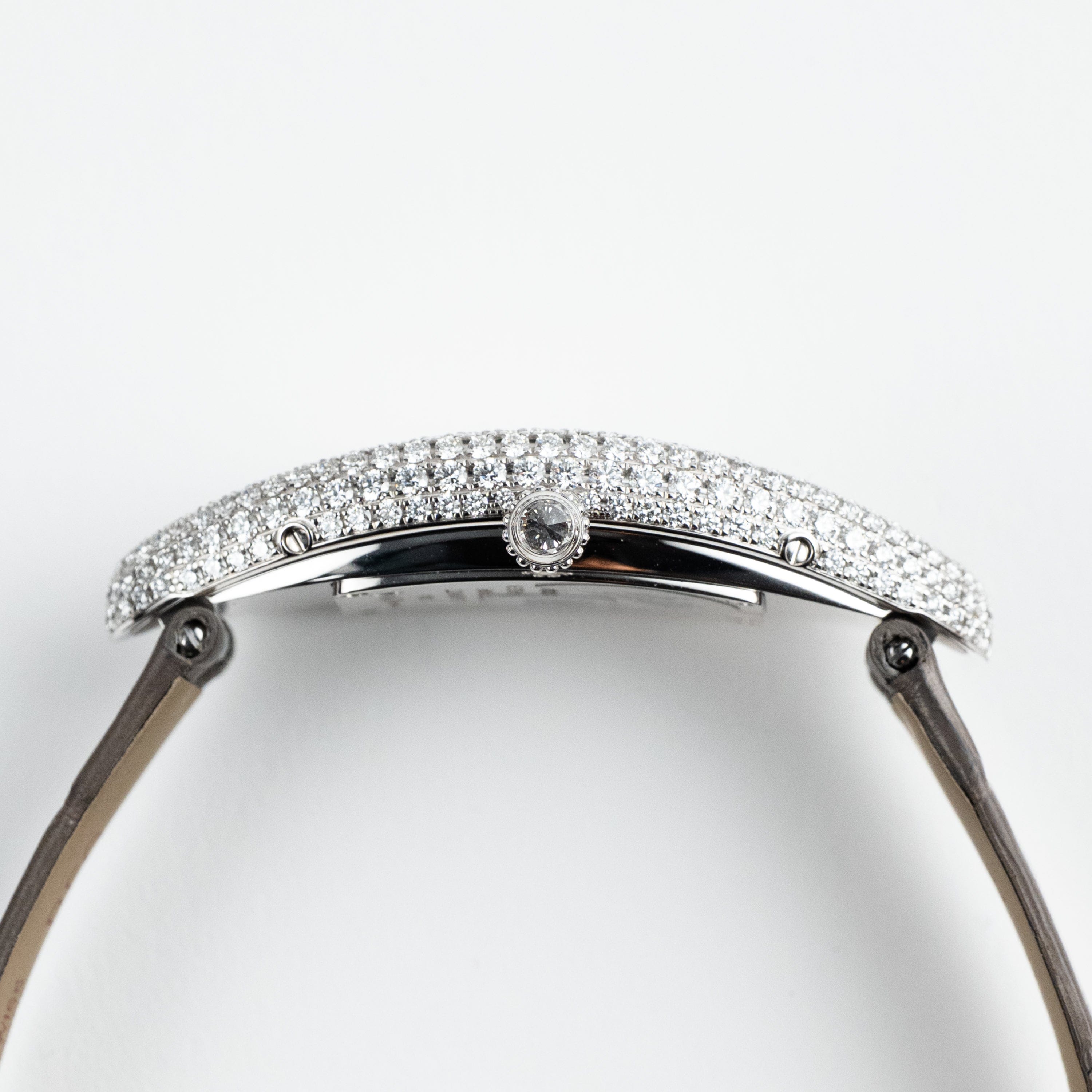 Cartier Baignoire Allongée WJBA0007 White Gold Silver Dial Diamond Bezel (2026)