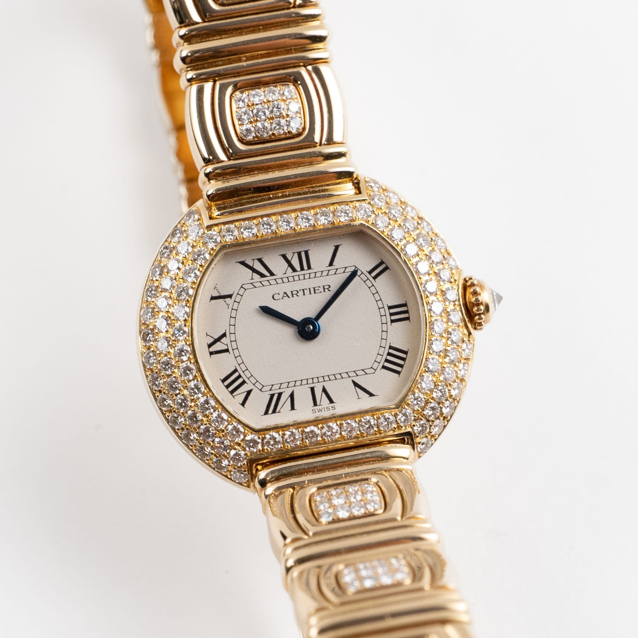 Cartier Ellipse WB6006EE Yellow Gold White Dial Diamond Bezel and Bracelet Quartz