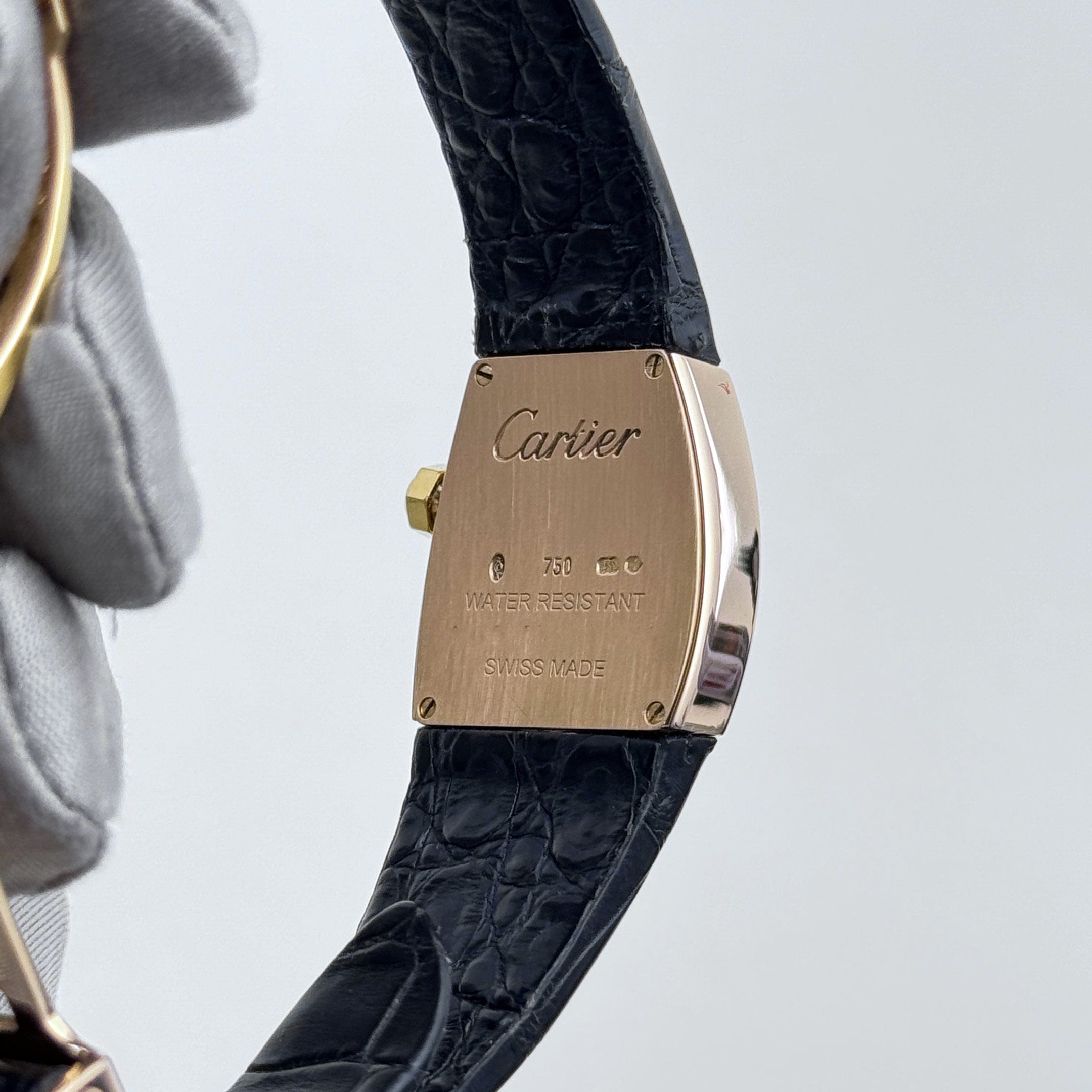 Cartier La Doña 2904 Yellow Gold Diamond Bezel