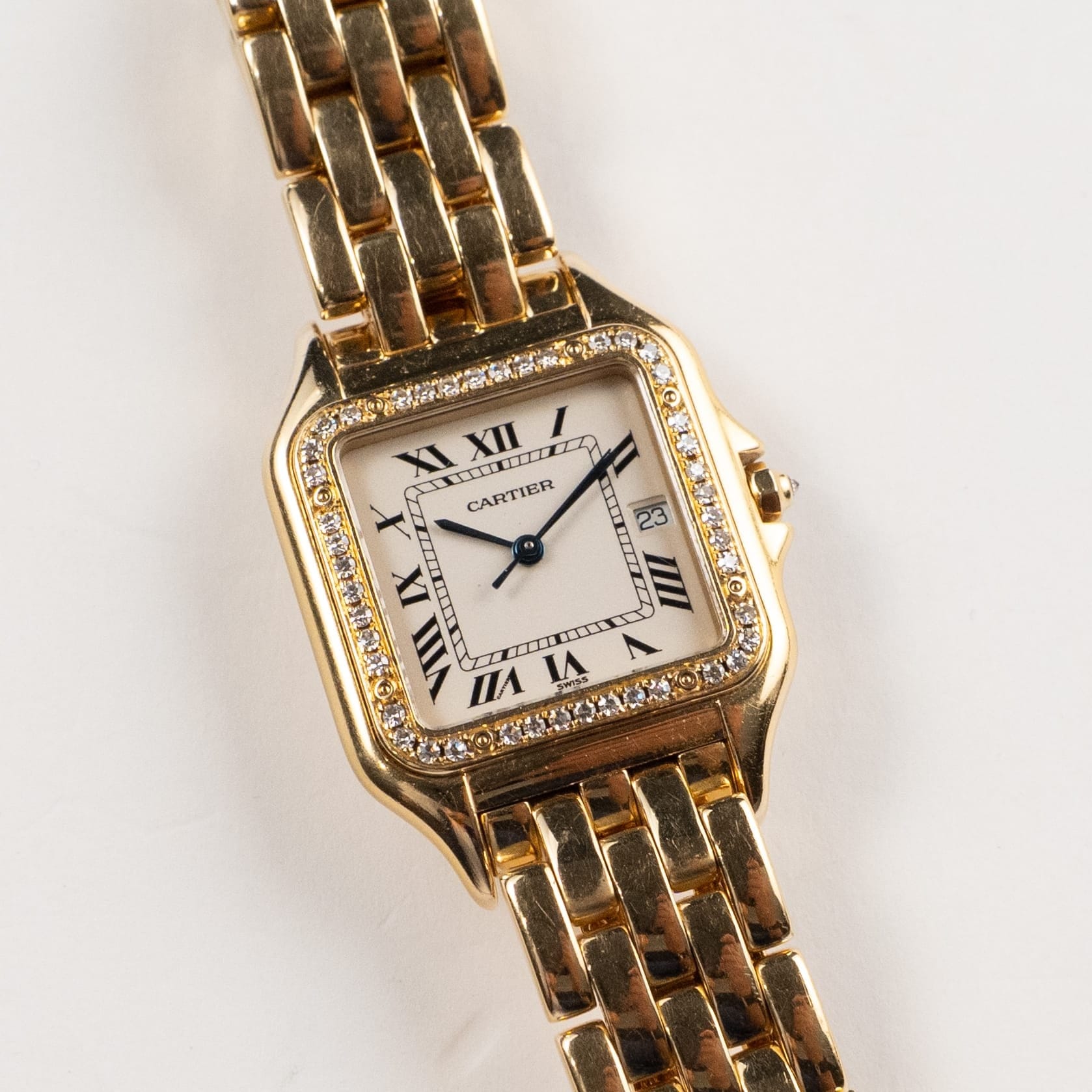 Cartier Panthere 883969 'Ladies' Midsize Yellow Gold White Dial Diamond Bezel Quartz
