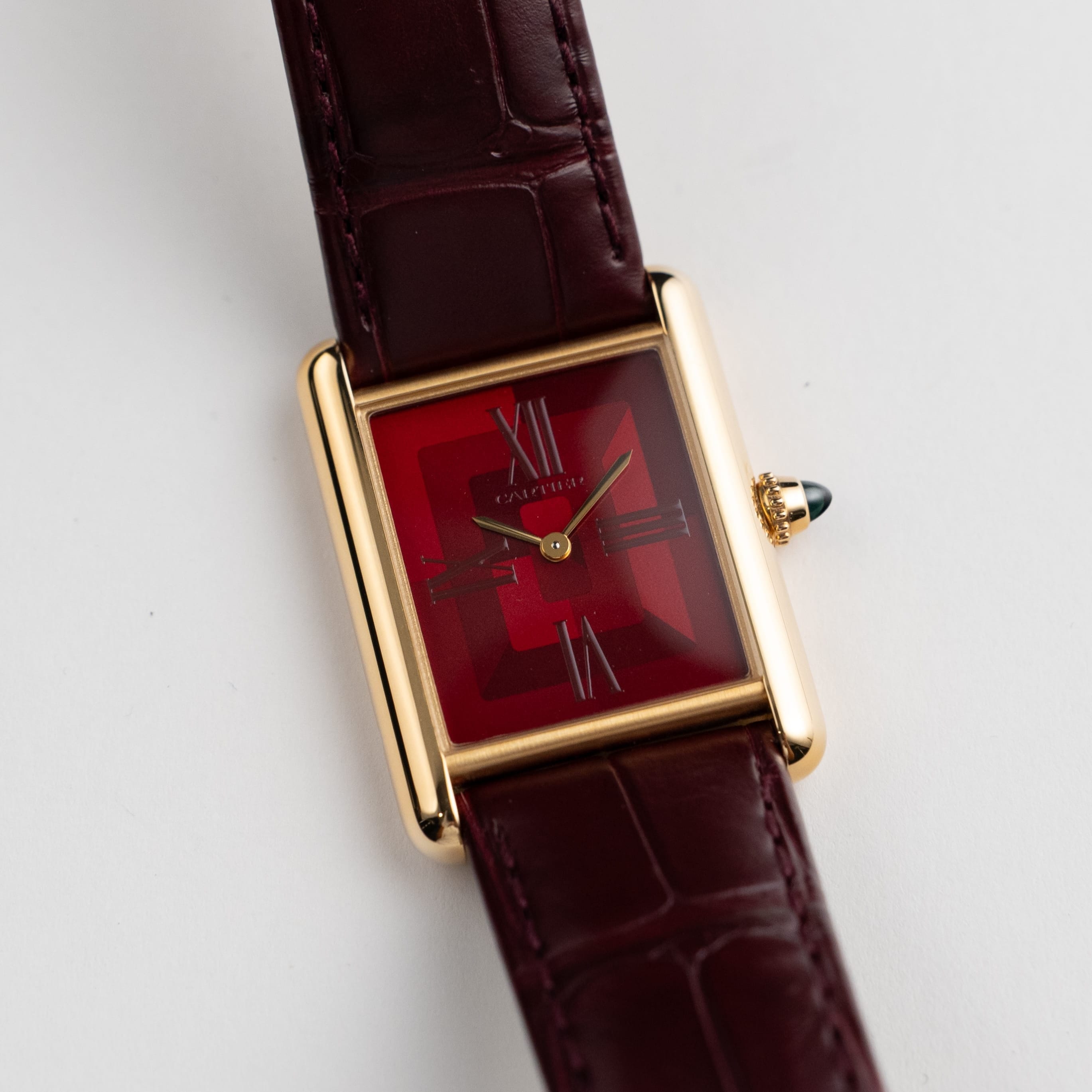 Cartier Tank Louis LM WGTA0093 Yellow Gold Red Dial (2022)