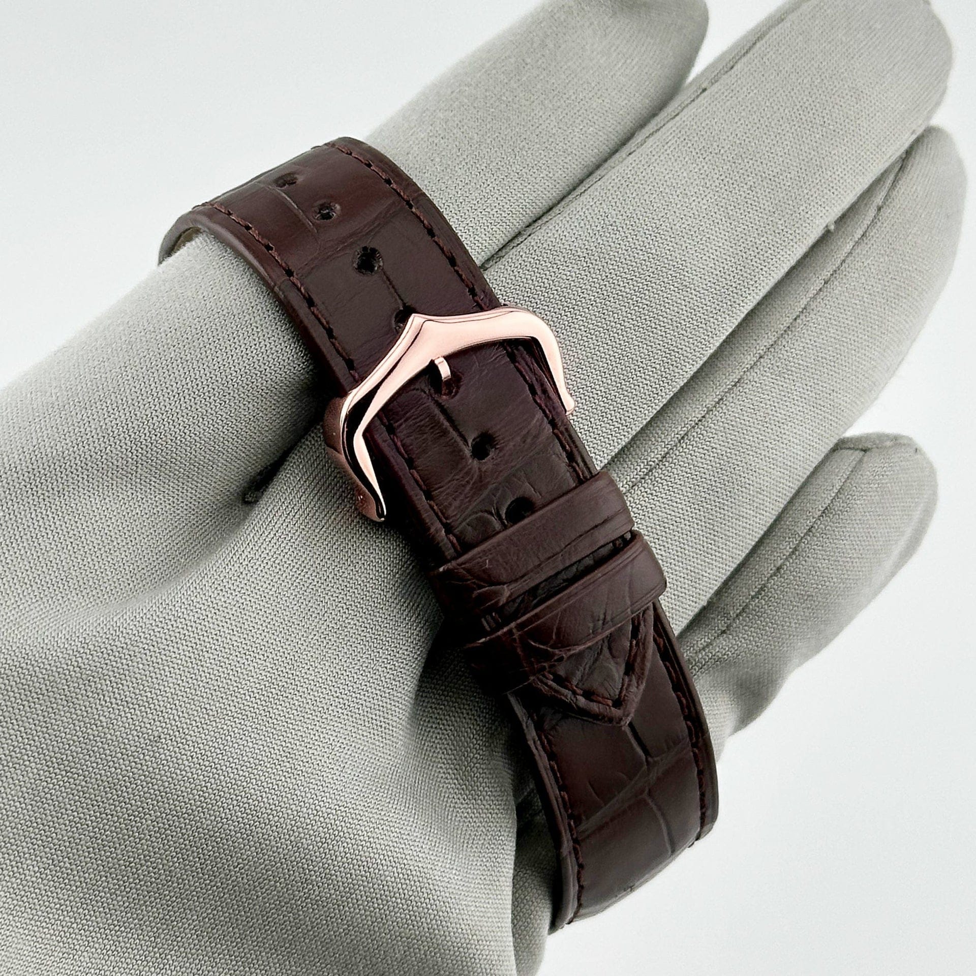 Cartier Tank Louis Large WGTA0011 Rose Gold Alligator (2024)