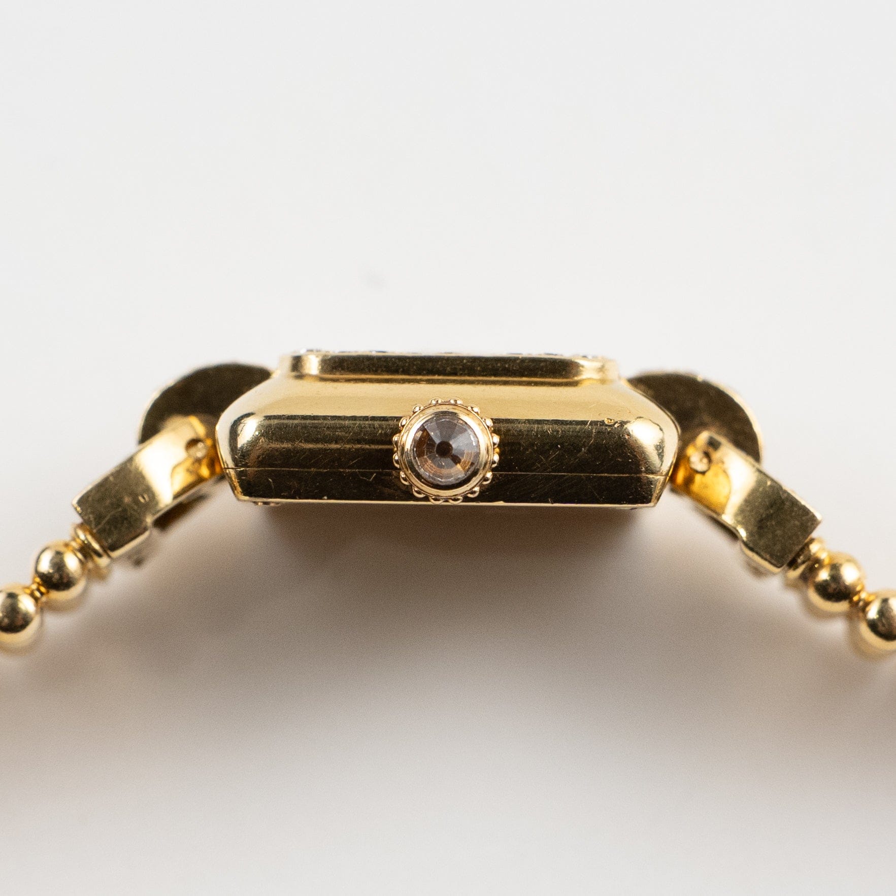 Cartier Trocadéro Vintage 'Ladies' Yellow Gold White Dial Diamond Bezel