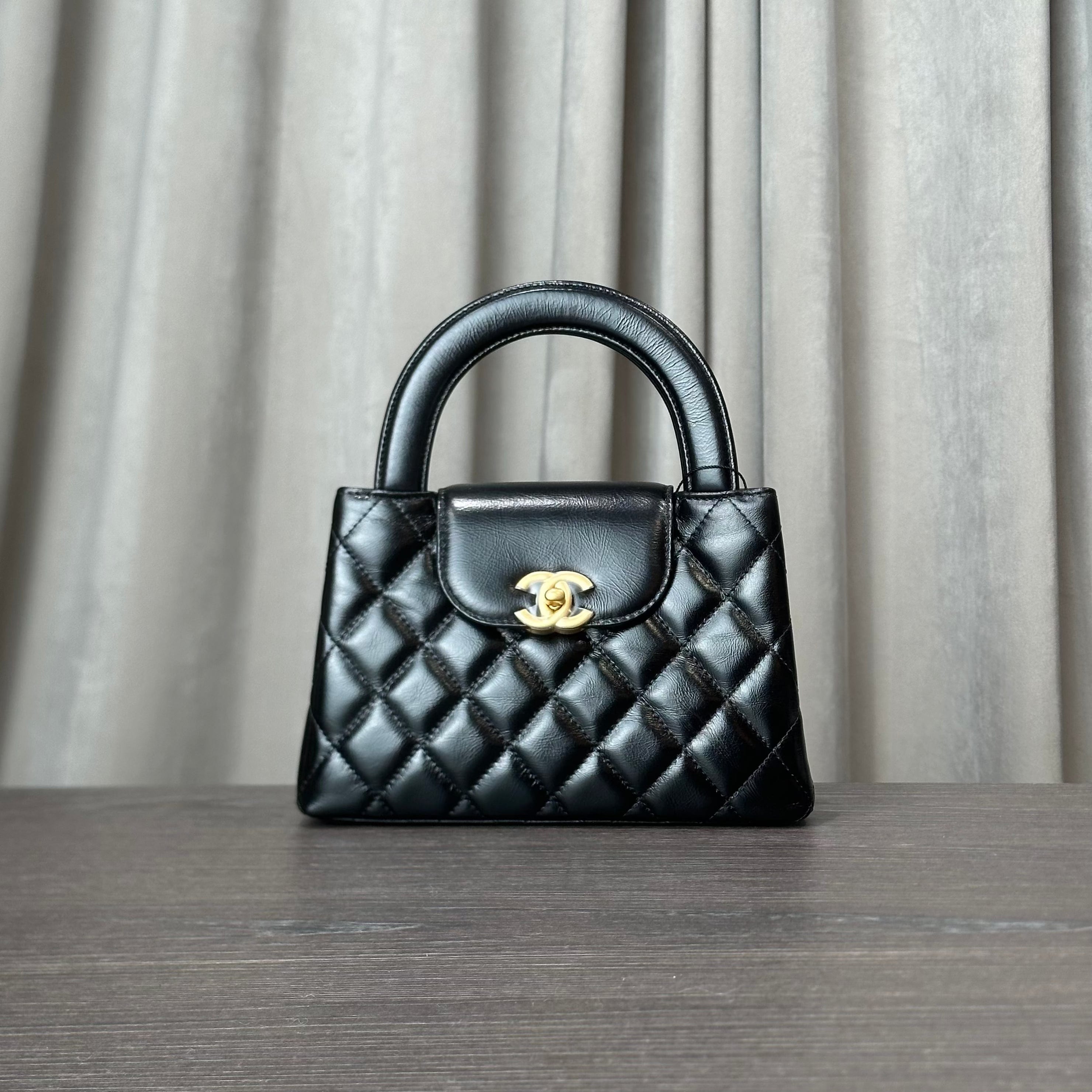 chanel-nano-kelly-shopper-black-shiny-aged-quilted-calfskin-brushed-gold-hardware-chanel-1180907889.heic
