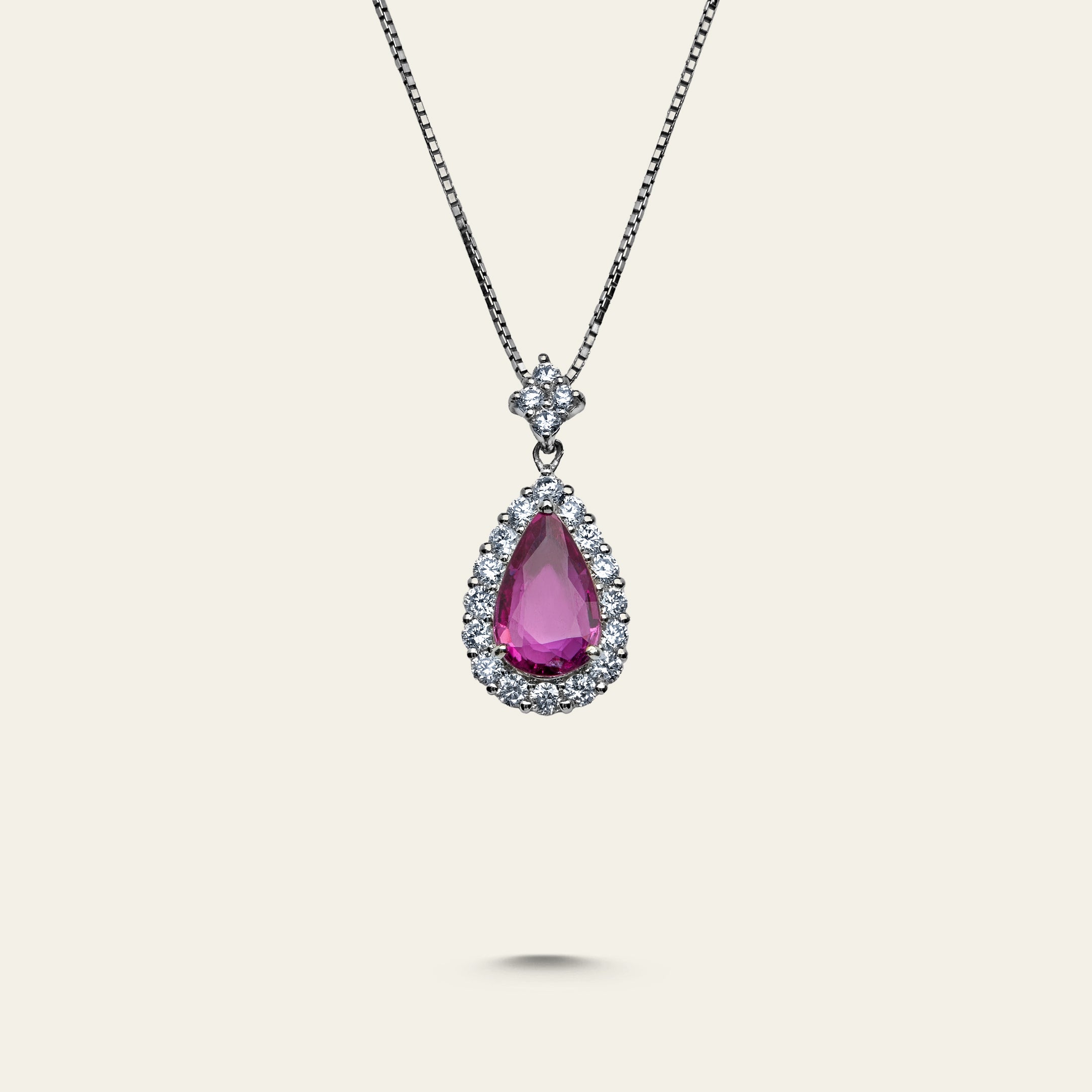 e-com_necklace_143446Pear_2.62CT_02.jpg