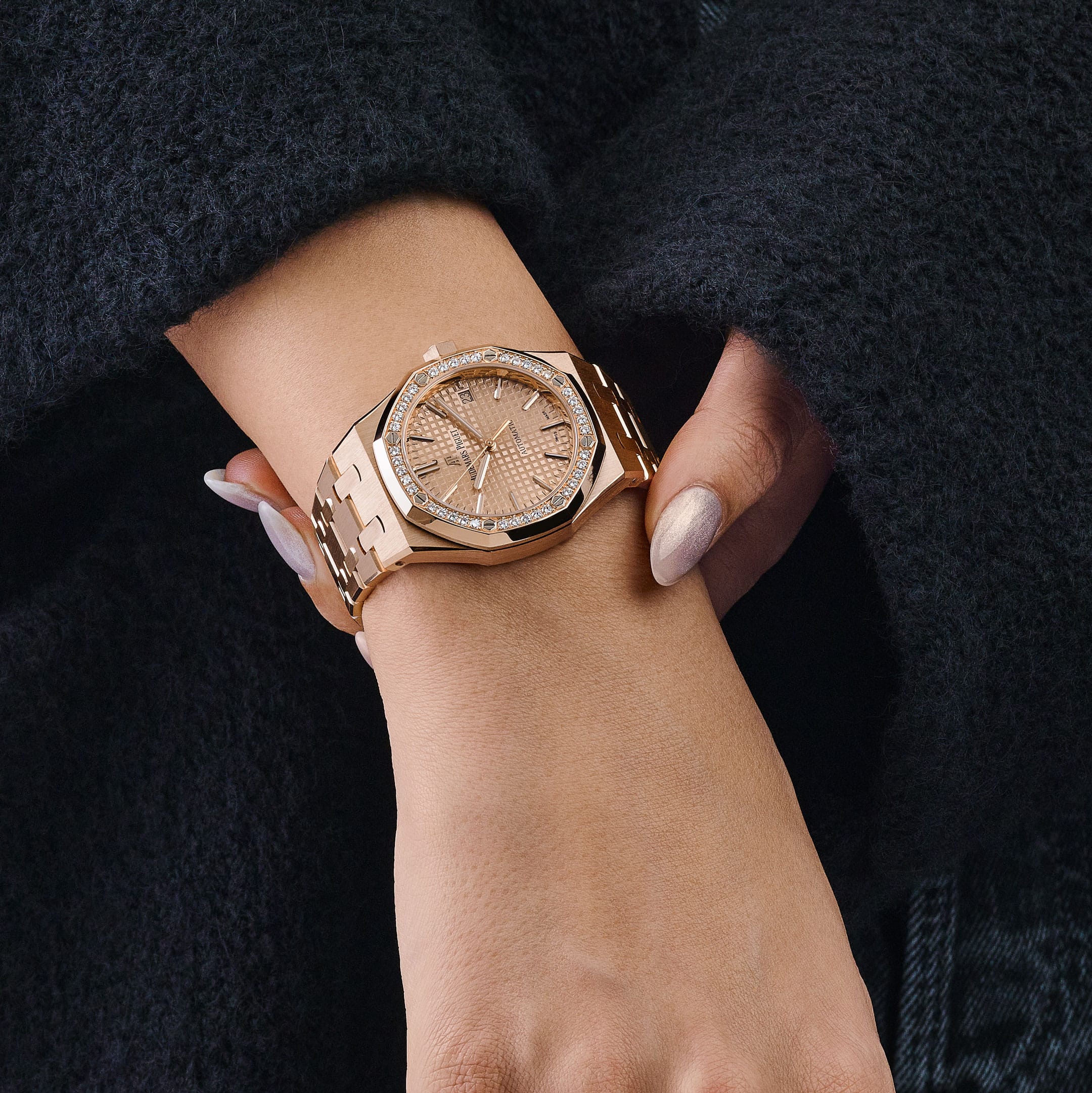 Audemars Piguet Royal Oak 15451OR.ZZ.1256OR.03 'Ladies' Rose Gold Diamond Bezel (2024)