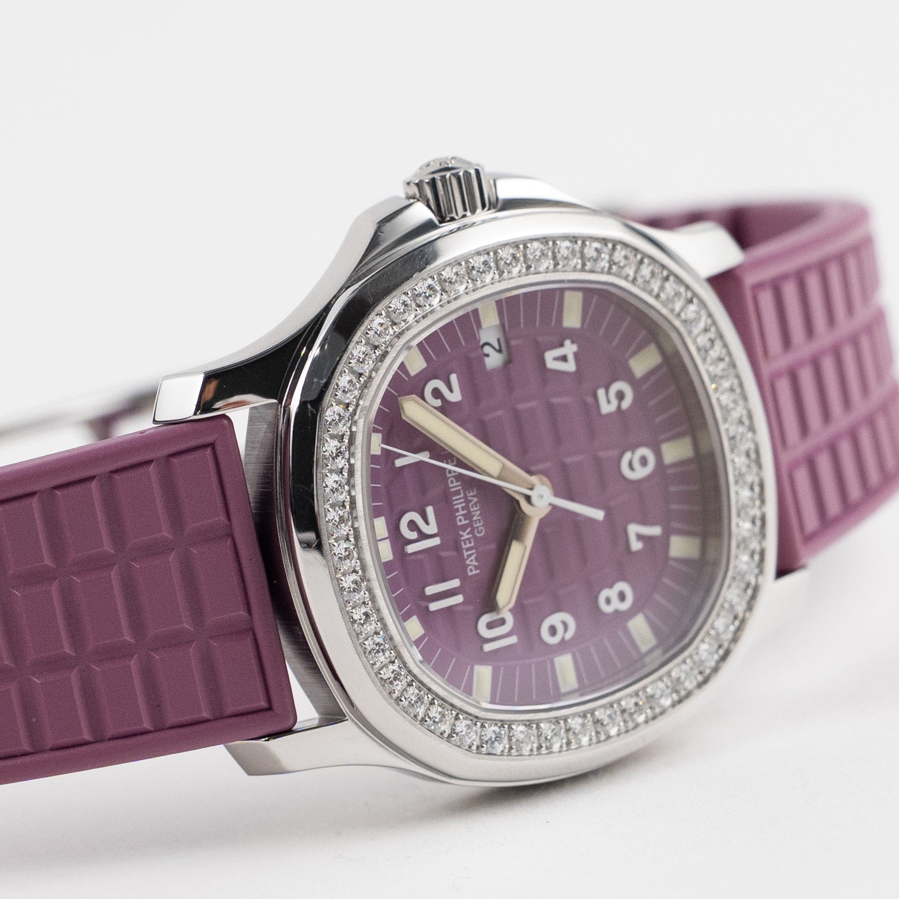 Patek Philippe Aquanaut Luce 5067A-016 'Ladies' Stainless Steel Pink Dial Diamond Bezel (2006)