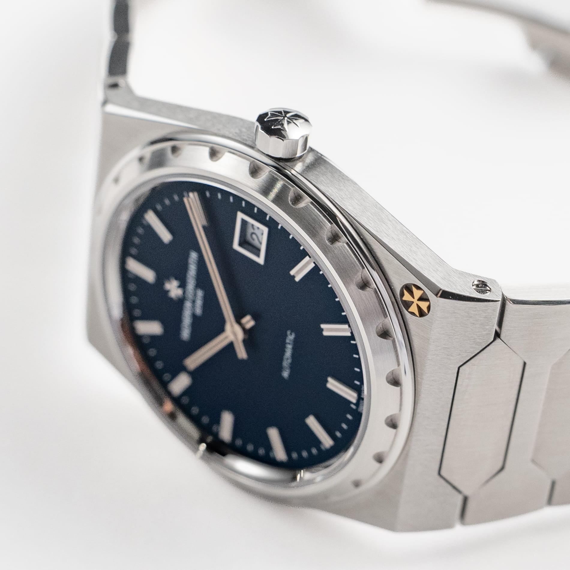 Vacheron Constantin Historiques '222' 4200H/222A-B934 Stainless Steel Blue Dial