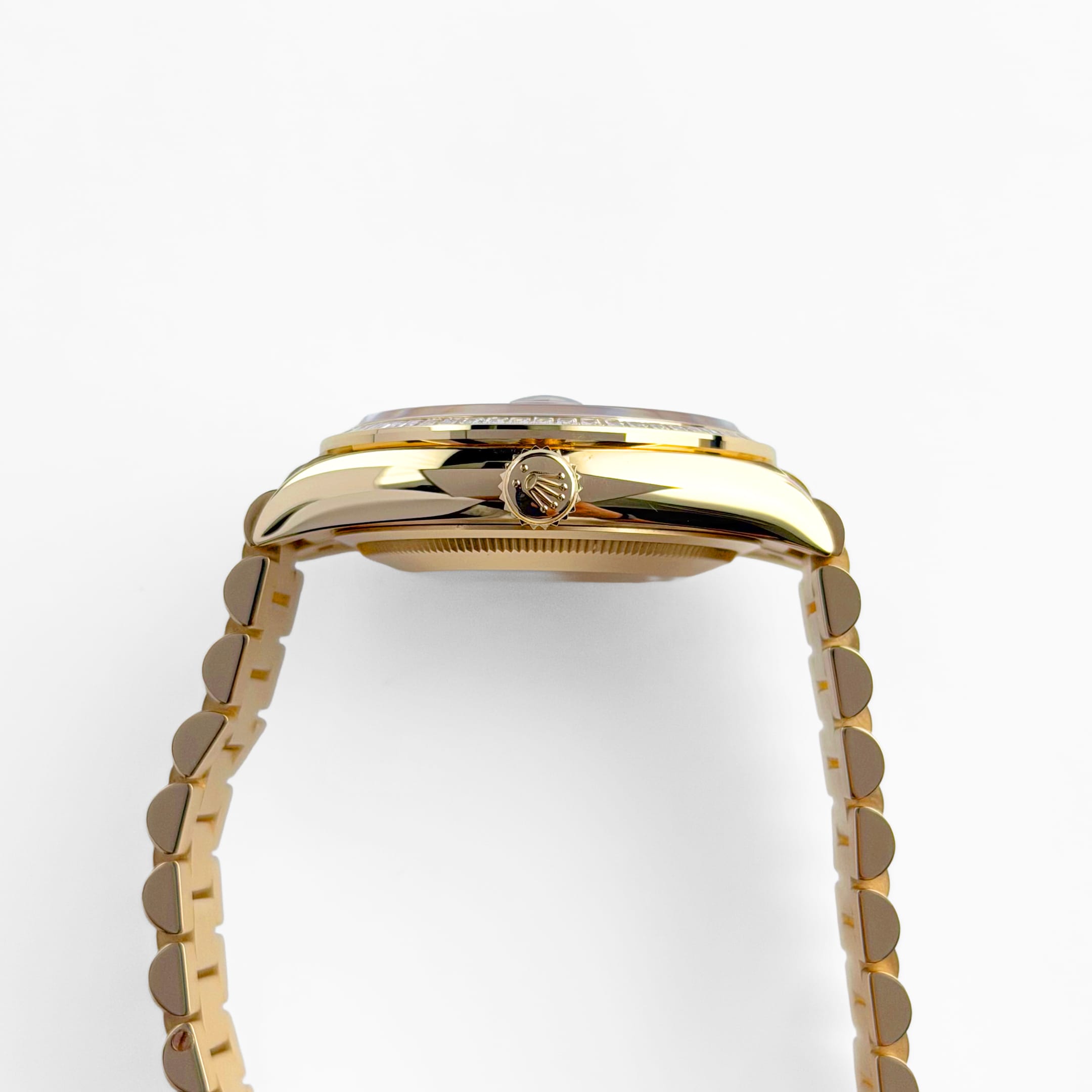 Rolex Day-Date 36 128398TBR Yellow Gold Carnelian Diamond Dial Diamond Bezel President (2025)