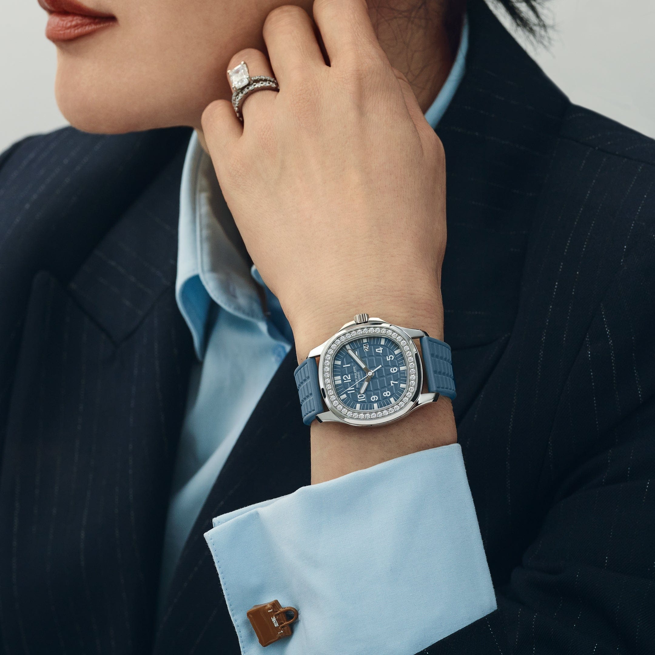Patek Philippe Aquanaut Luce 5067A-025 'Ladies' Stainless Steel Blue Dial Diamond Bezel (2019)