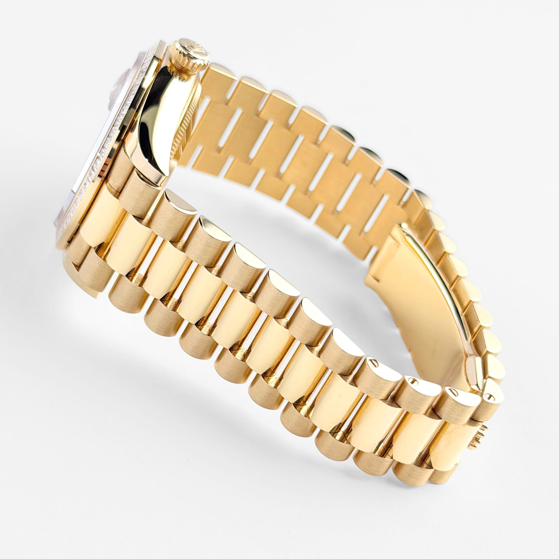 Rolex Day-Date 36 128398TBR Yellow Gold Carnelian Diamond Dial Diamond Bezel President (2025)