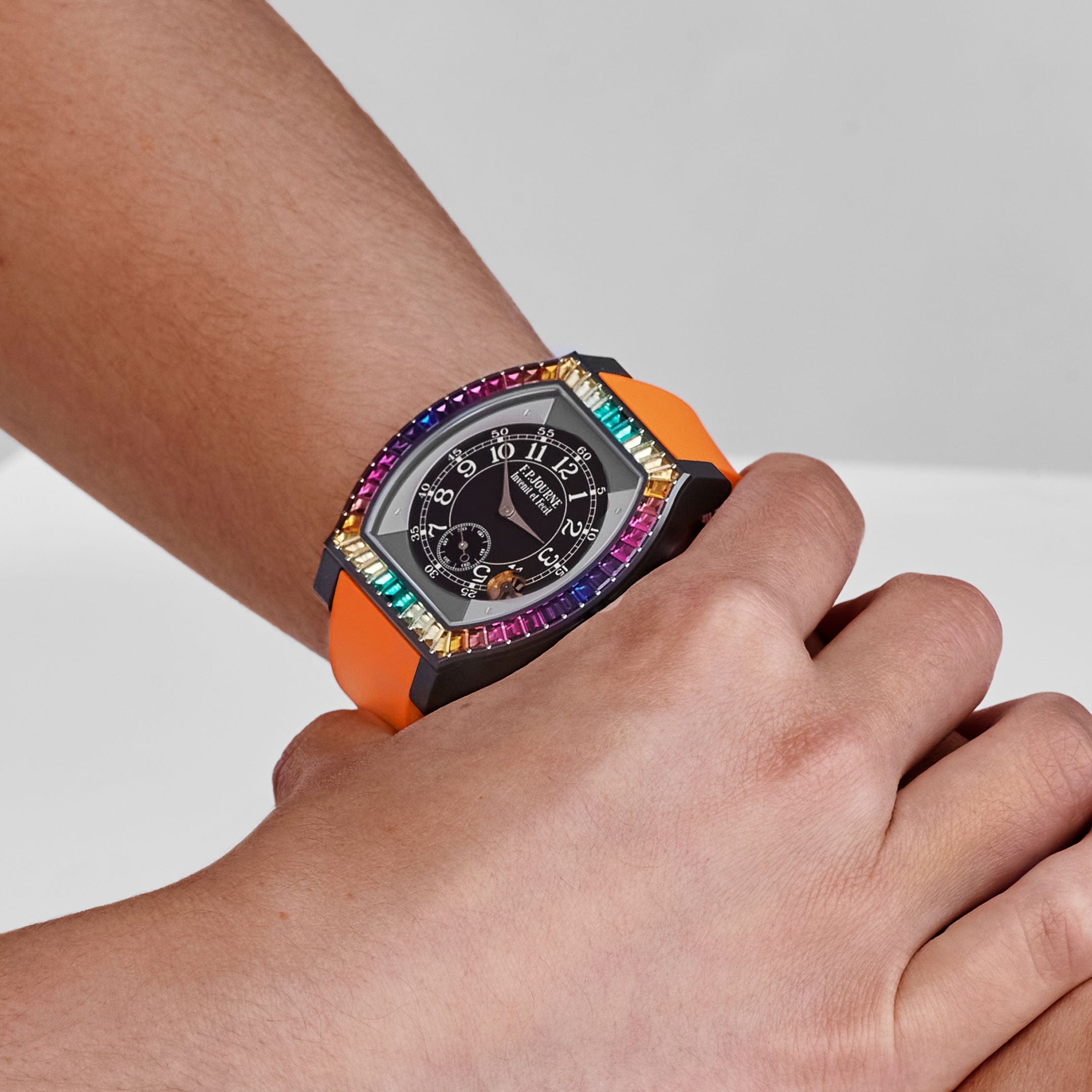 f-p-journe-elegante-48-ref-elht-gino-s-dream-titalyt-luminescent-black-dial-rainbow-bezel-f-p-journe-1202183501.jpg