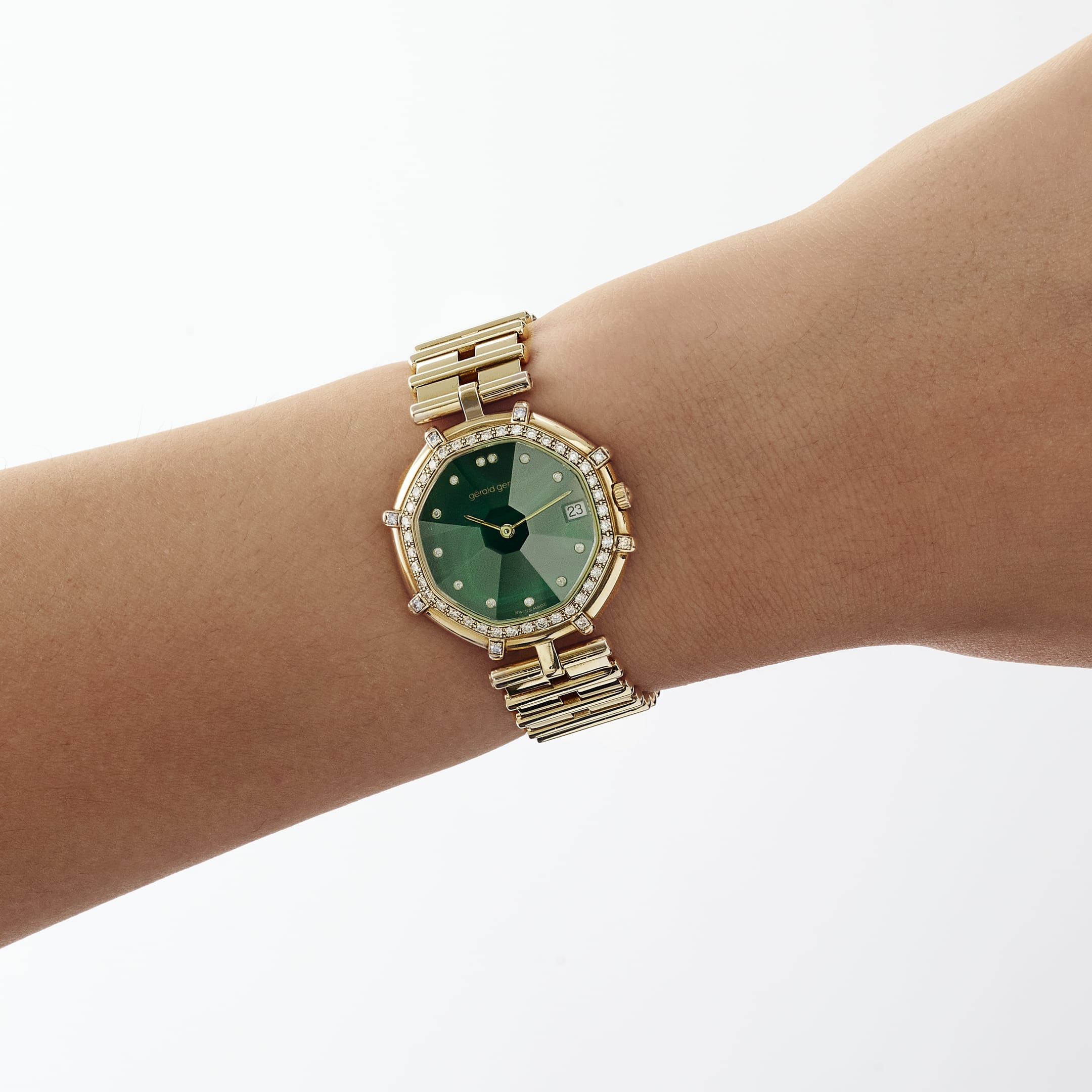 Gérald Genta Success G2850.7 'Ladies' Yellow Gold Malachite Diamond Dial Diamond Bezel