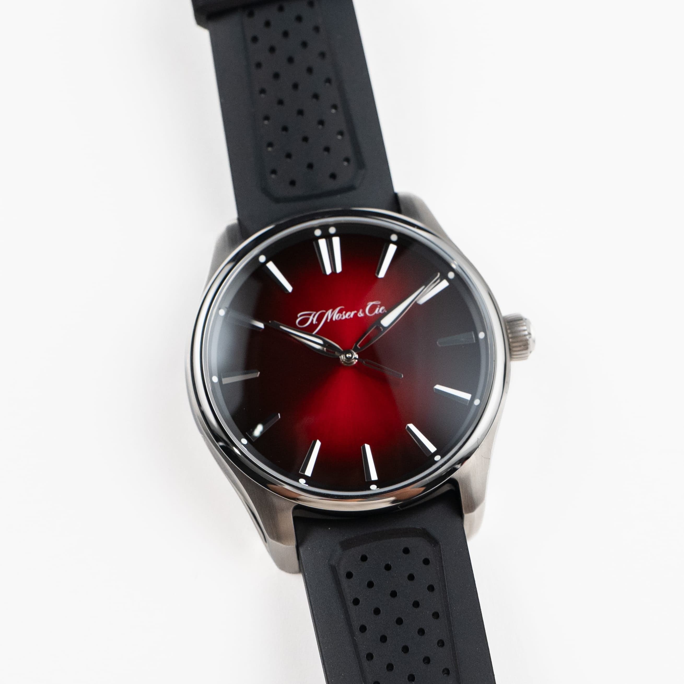 H. Moser & Cie 3200-1207 Pioneer Centre Seconds Swiss Stainless Steel Mad Red Dial (2025)
