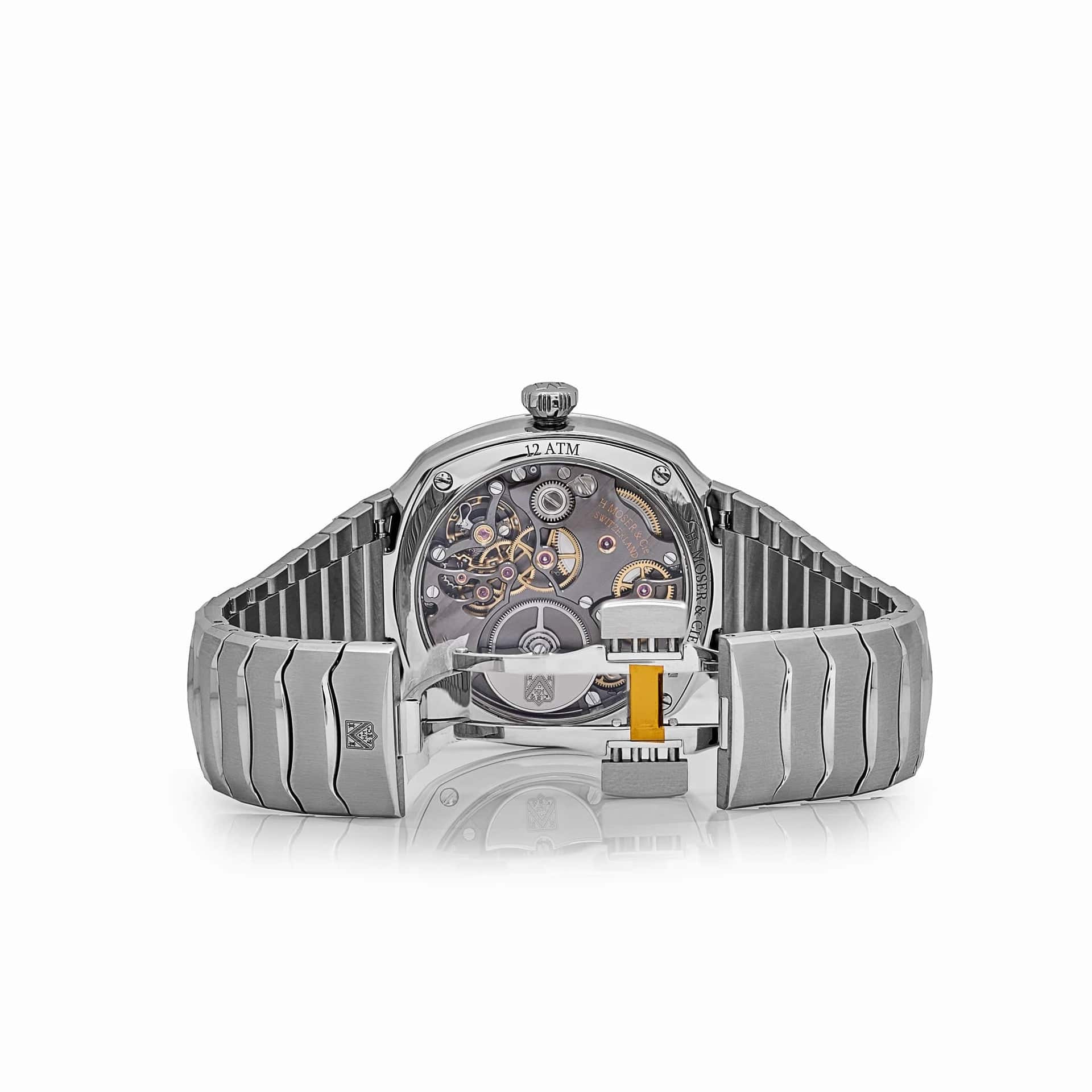 H. Moser & Cie 6500-1200 Streamliner Small Seconds Blue Enamel