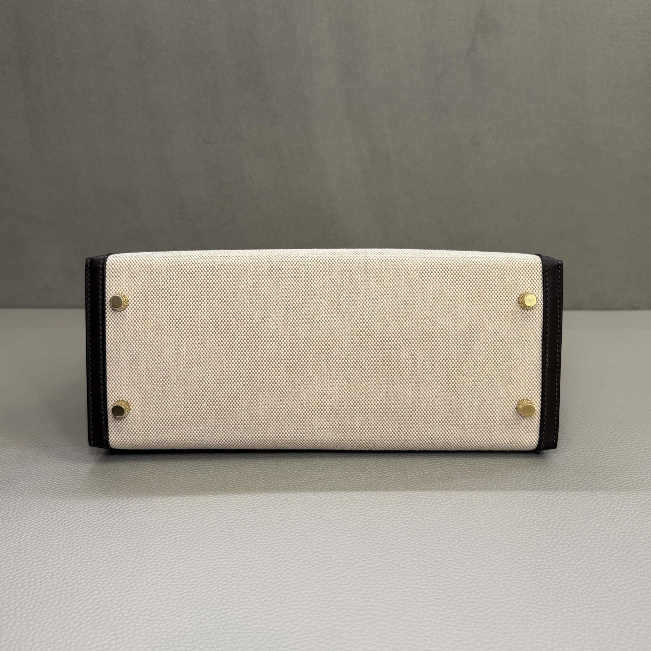 Hermès Bai-Brun Kelly Sellier 28 Swift and Canvas Gold Hardware