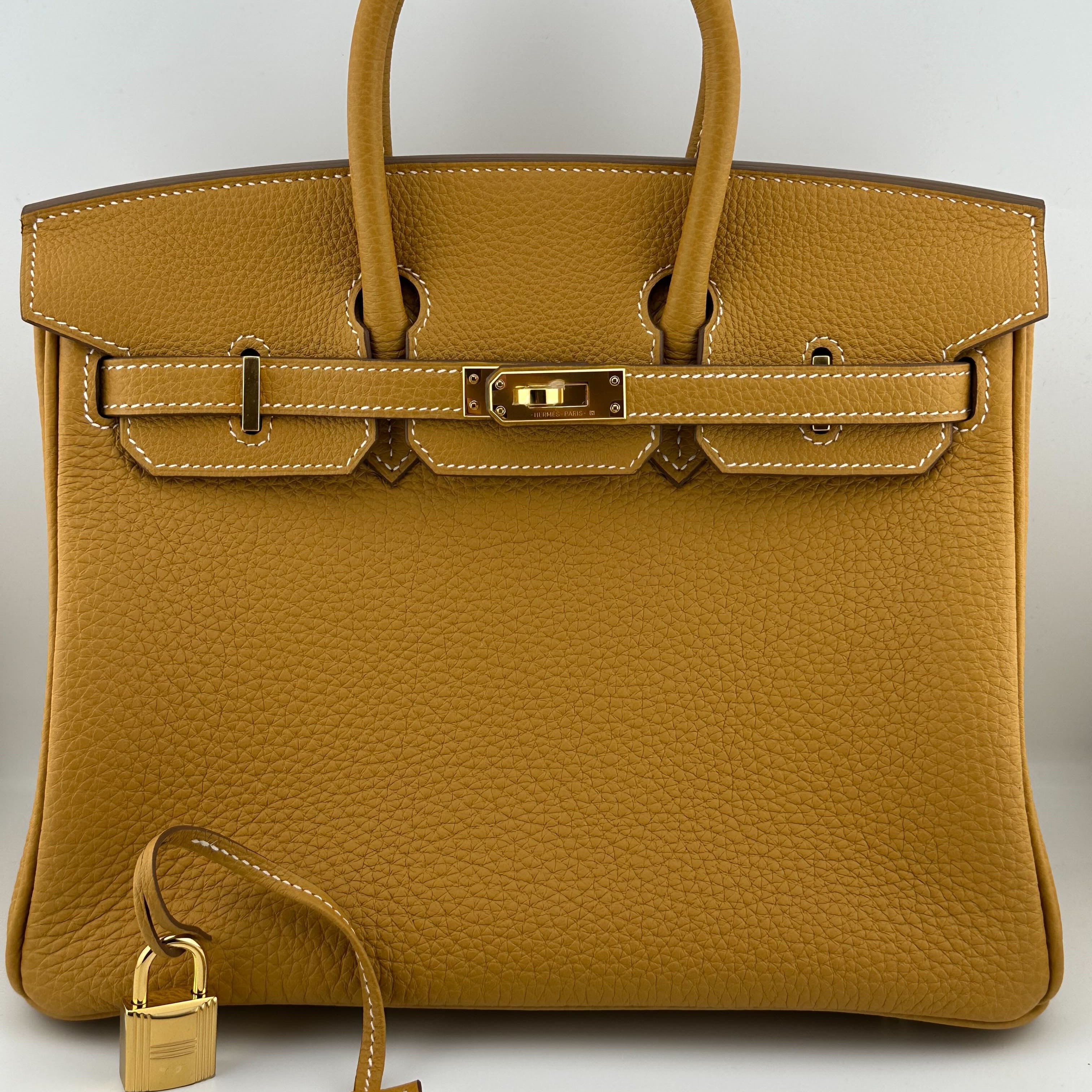 Hermès Birkin 25 Togo Calfskin Naturel Sable Gold Hardware