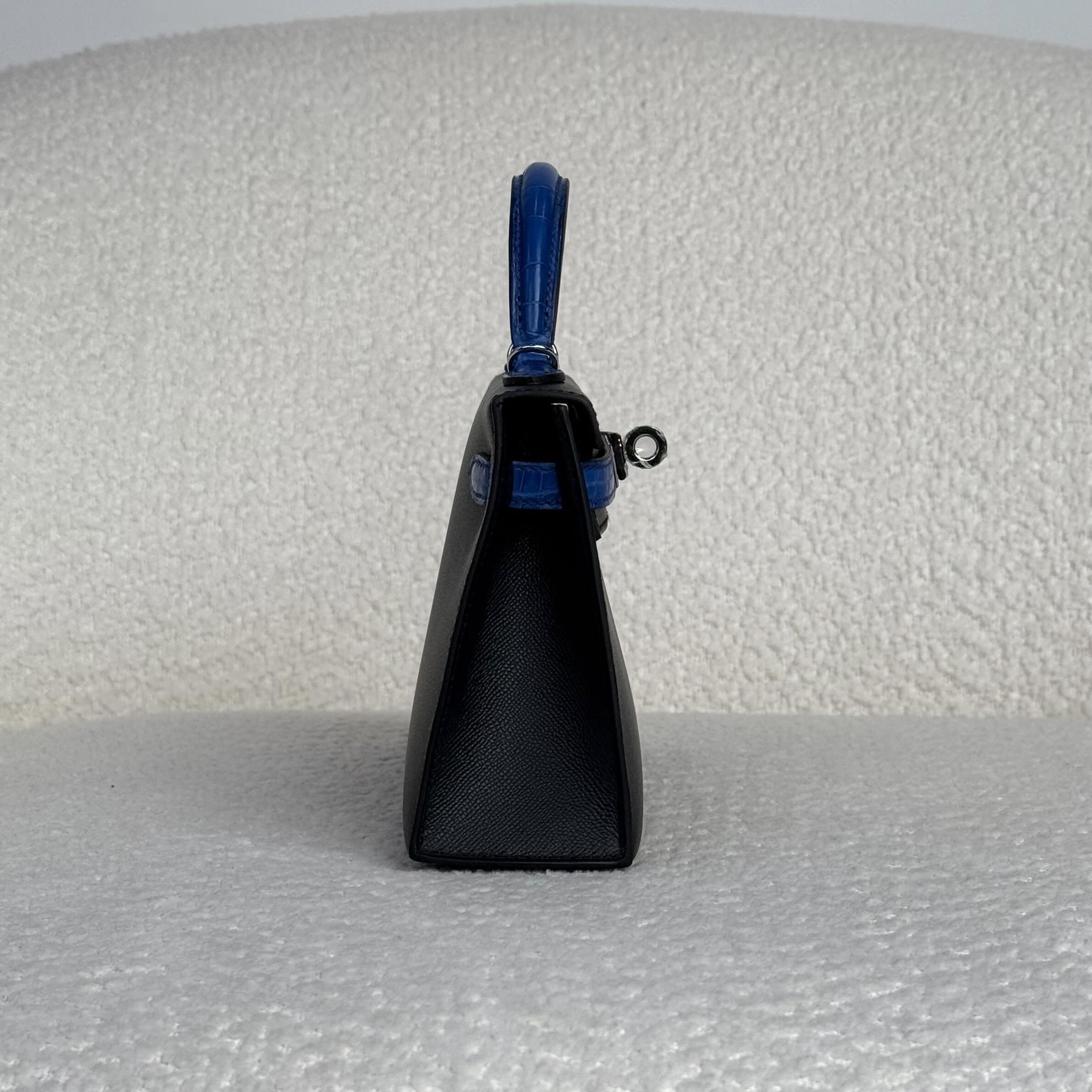 Hermès Bleu De Minu and Bleu Electrique Mini Kelly Sellier 20 Madame Touch Alligator Mississippi Palladium Hardware