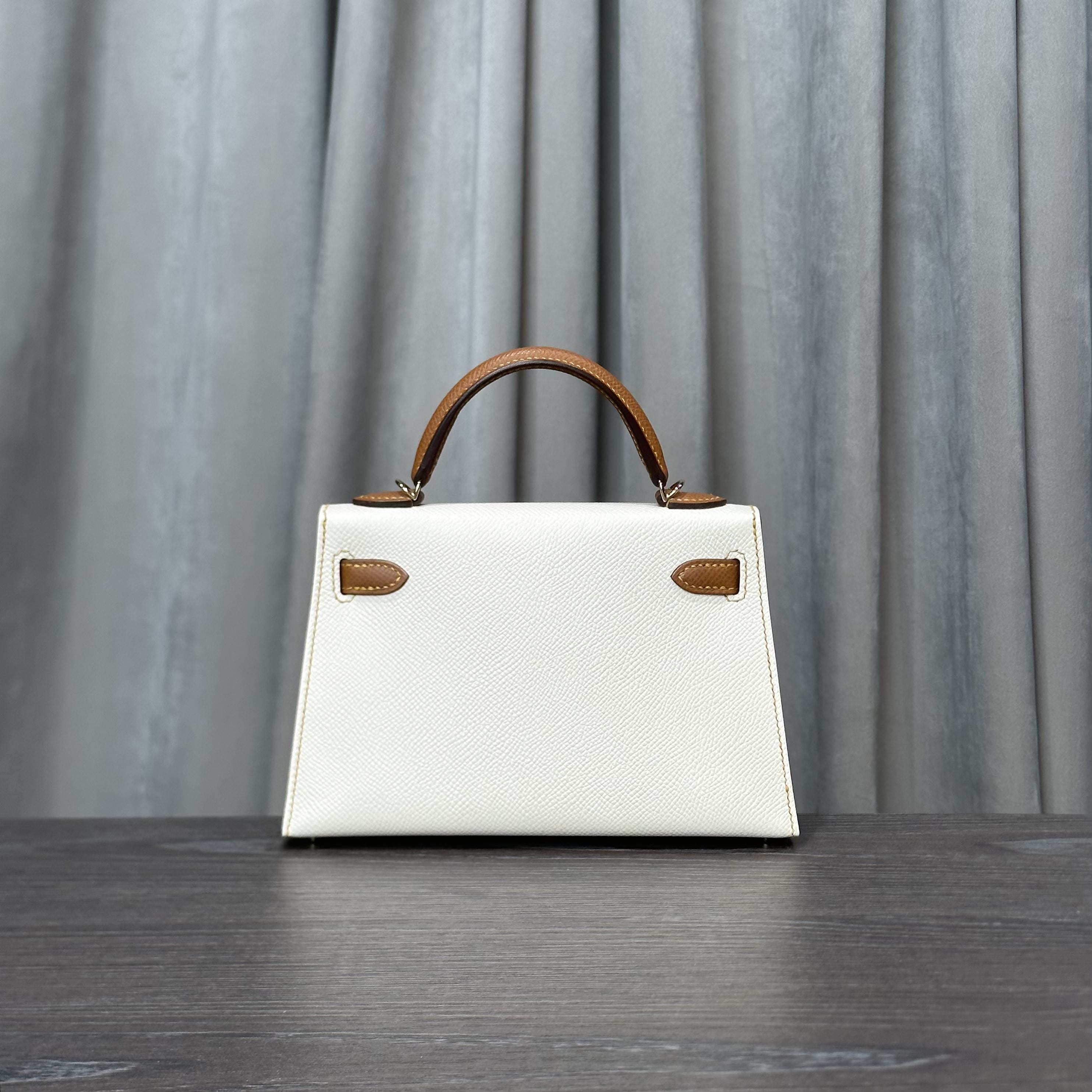Hermès Craie and Gold Mini Kelly Sellier 20 Epsom Gold Hardware Hermès Special Order HSS