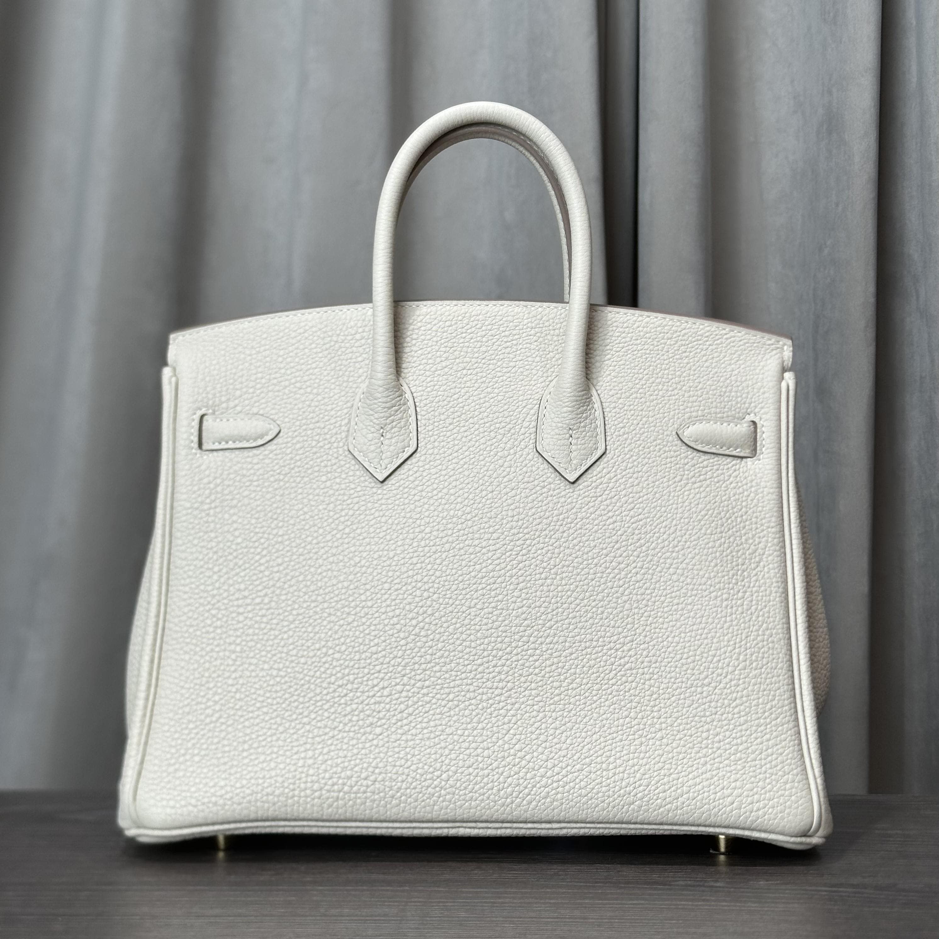 Hermès Craie Birkin 25 Togo Gold Hardware