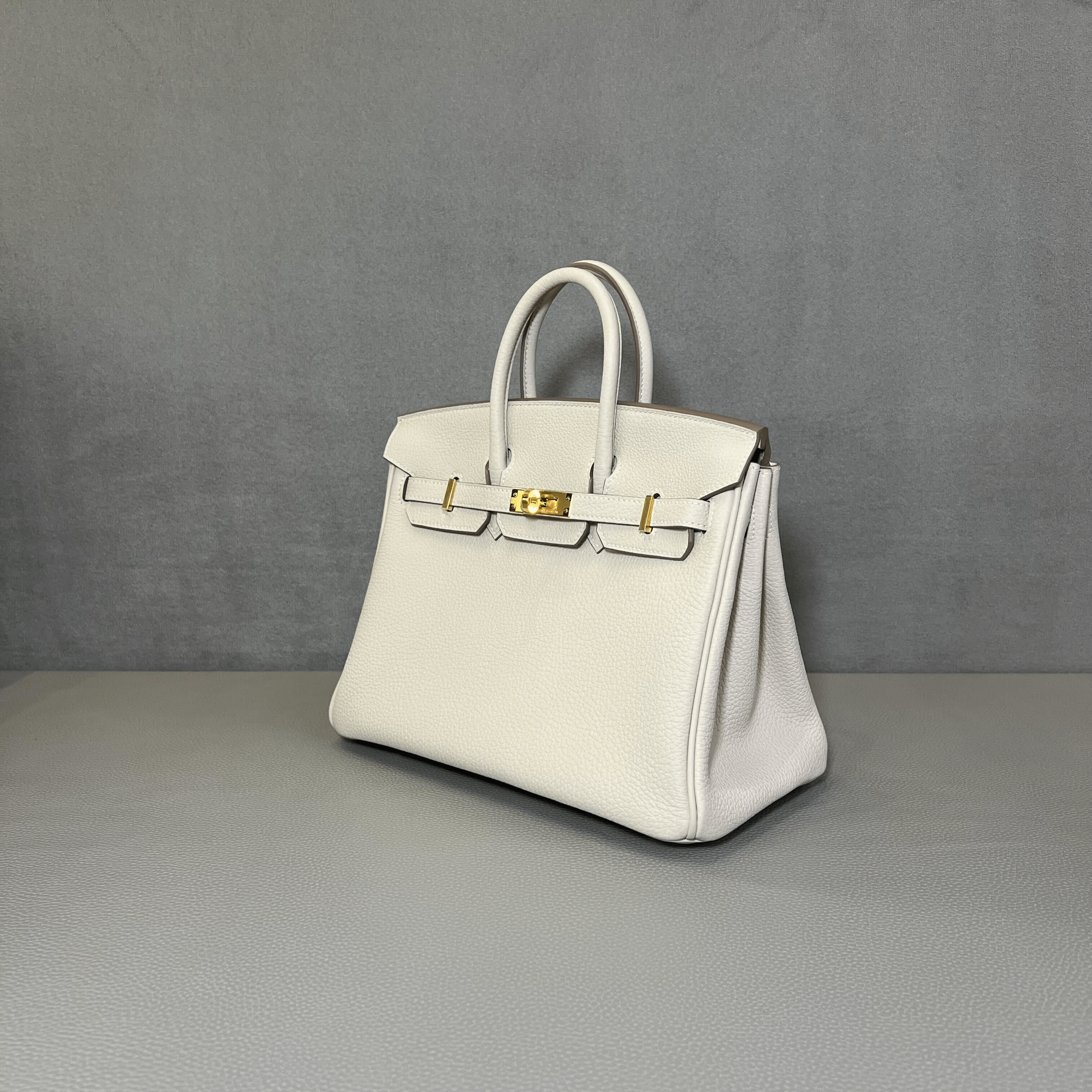Hermès Craie Birkin 25 Togo Gold Hardware