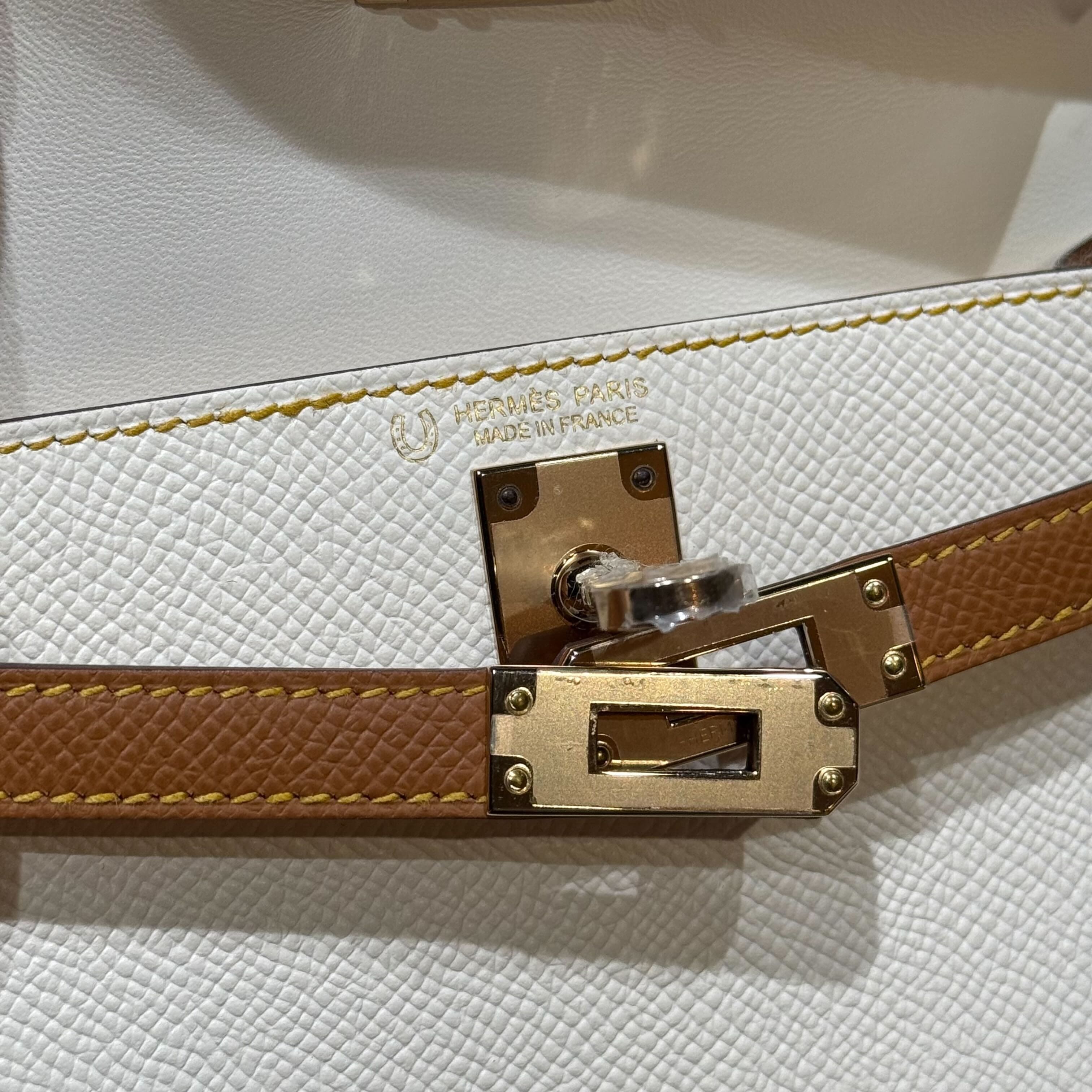 Hermès Craie Gold Mini Kelly 20 Sellier HSS Classic Skin Perso Palladium Hardware Special Order
