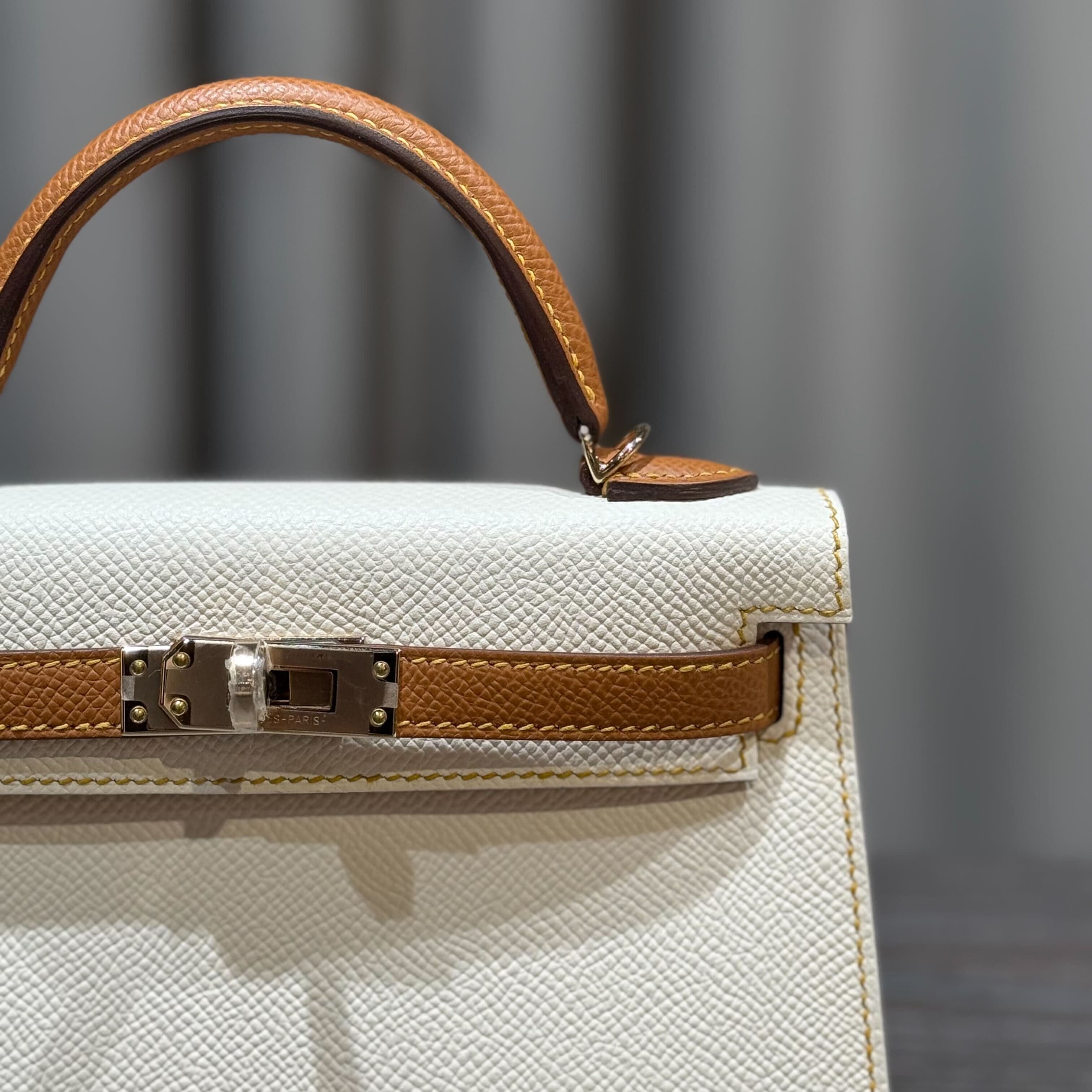 Hermès Craie Gold Mini Kelly 20 Sellier HSS Classic Skin Perso Palladium Hardware Special Order