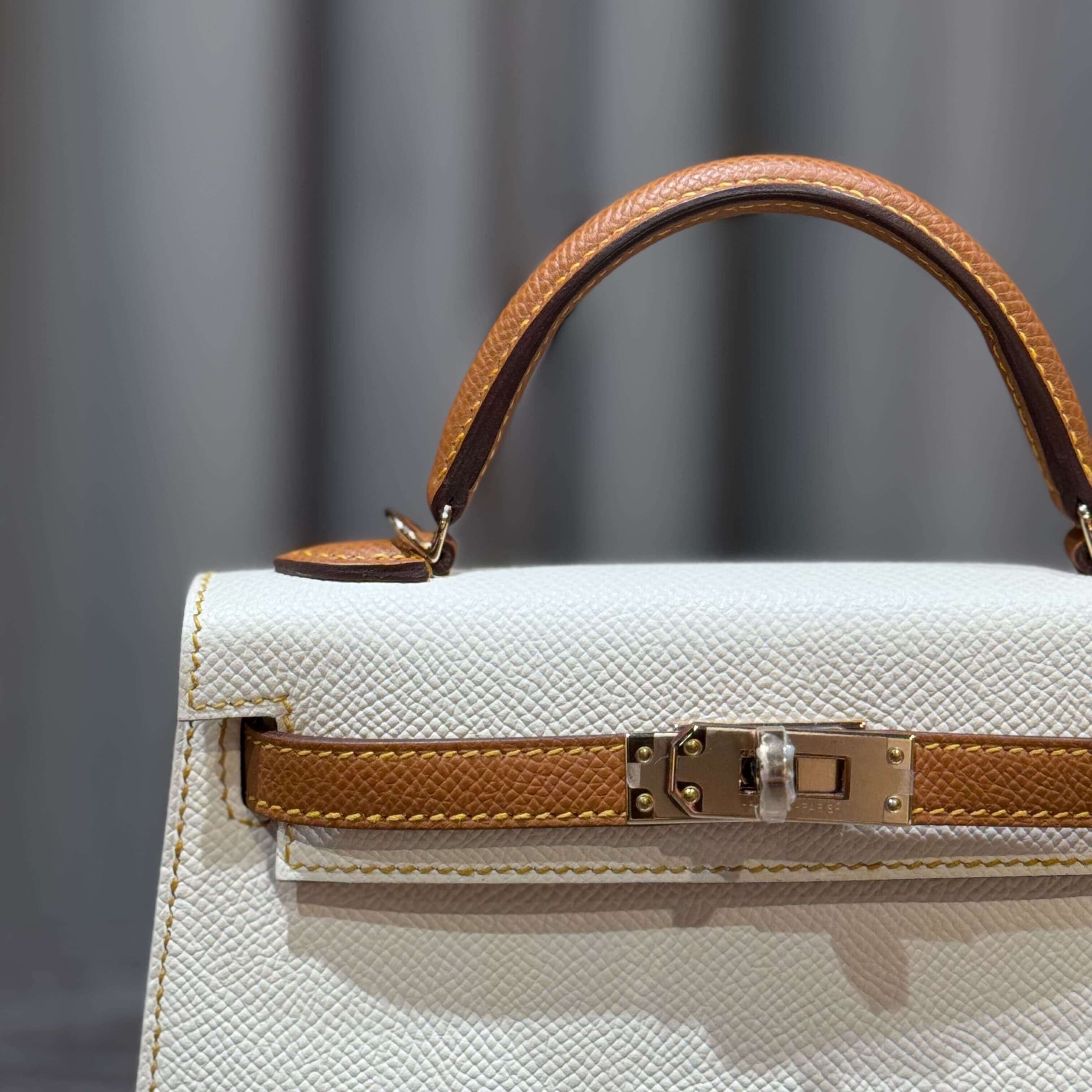 Hermès Craie Gold Mini Kelly 20 Sellier HSS Classic Skin Perso Palladium Hardware Special Order