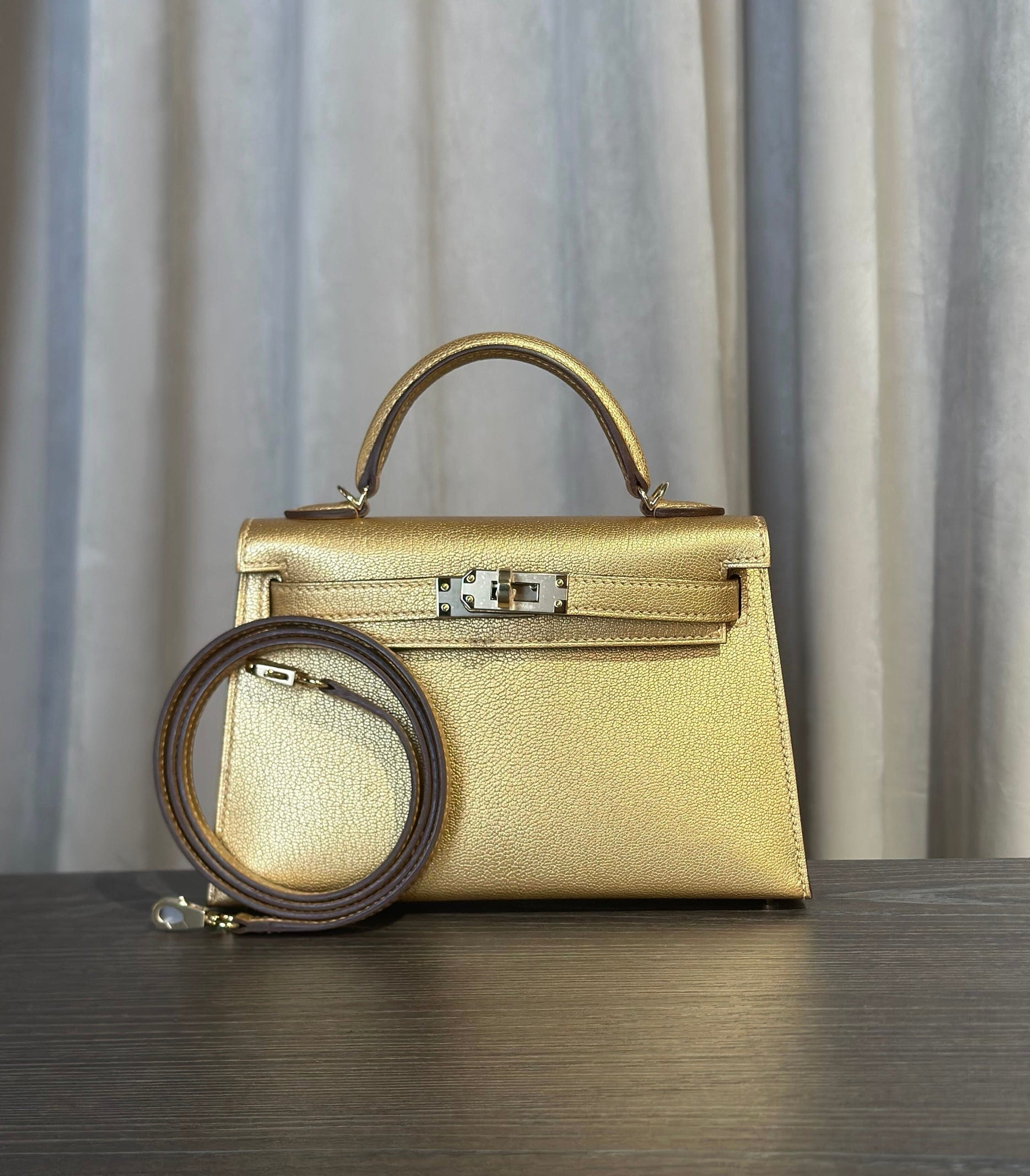 Hermès Dore Mini Kelly Sellier 20 Chevre Chamkilight Permabrass Hardware