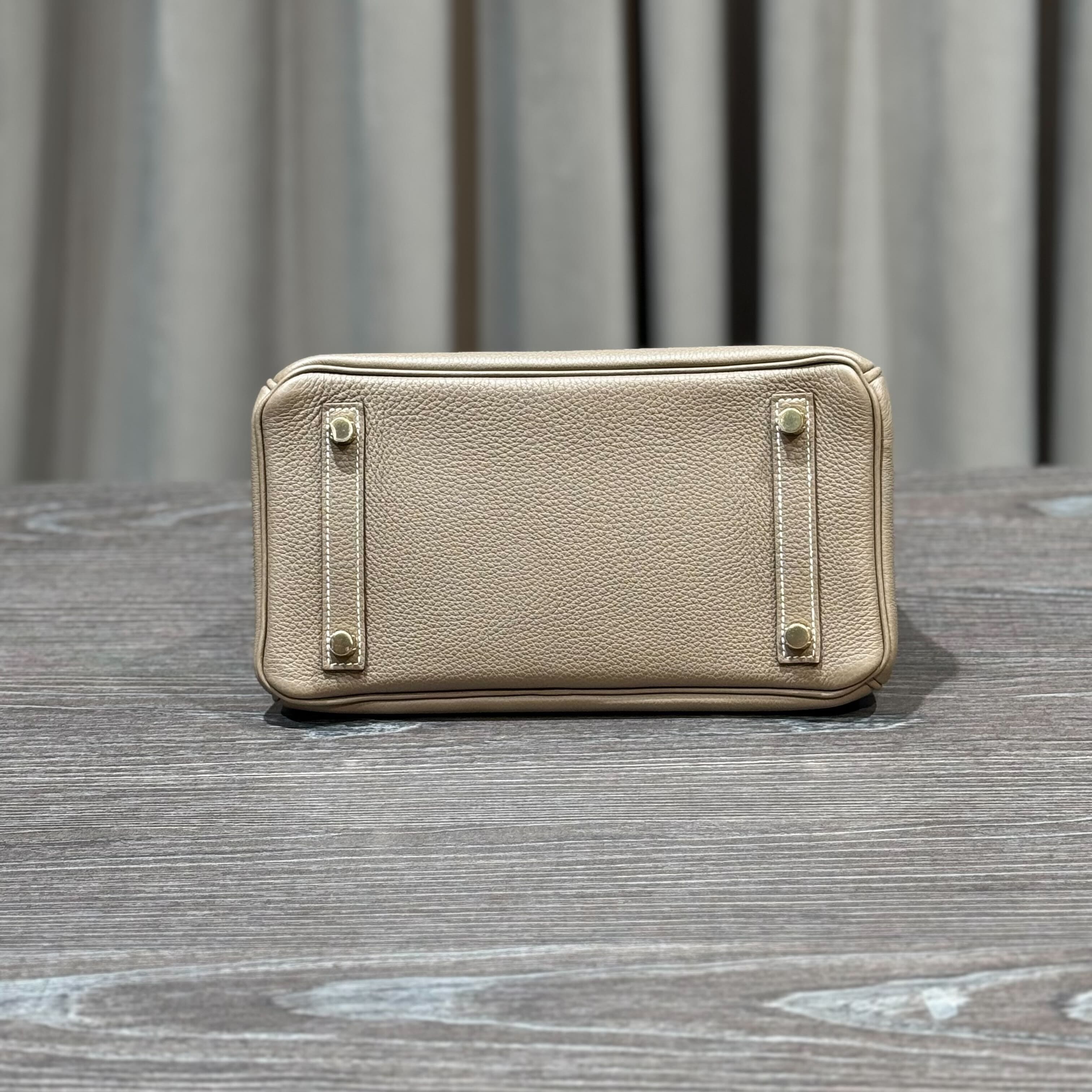 Hermès Etoupe Birkin 25 Togo Gold Hardware