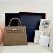 Hermès Etoupe Kelly 25 Swift Padded Palladium Hardware Limited Edition