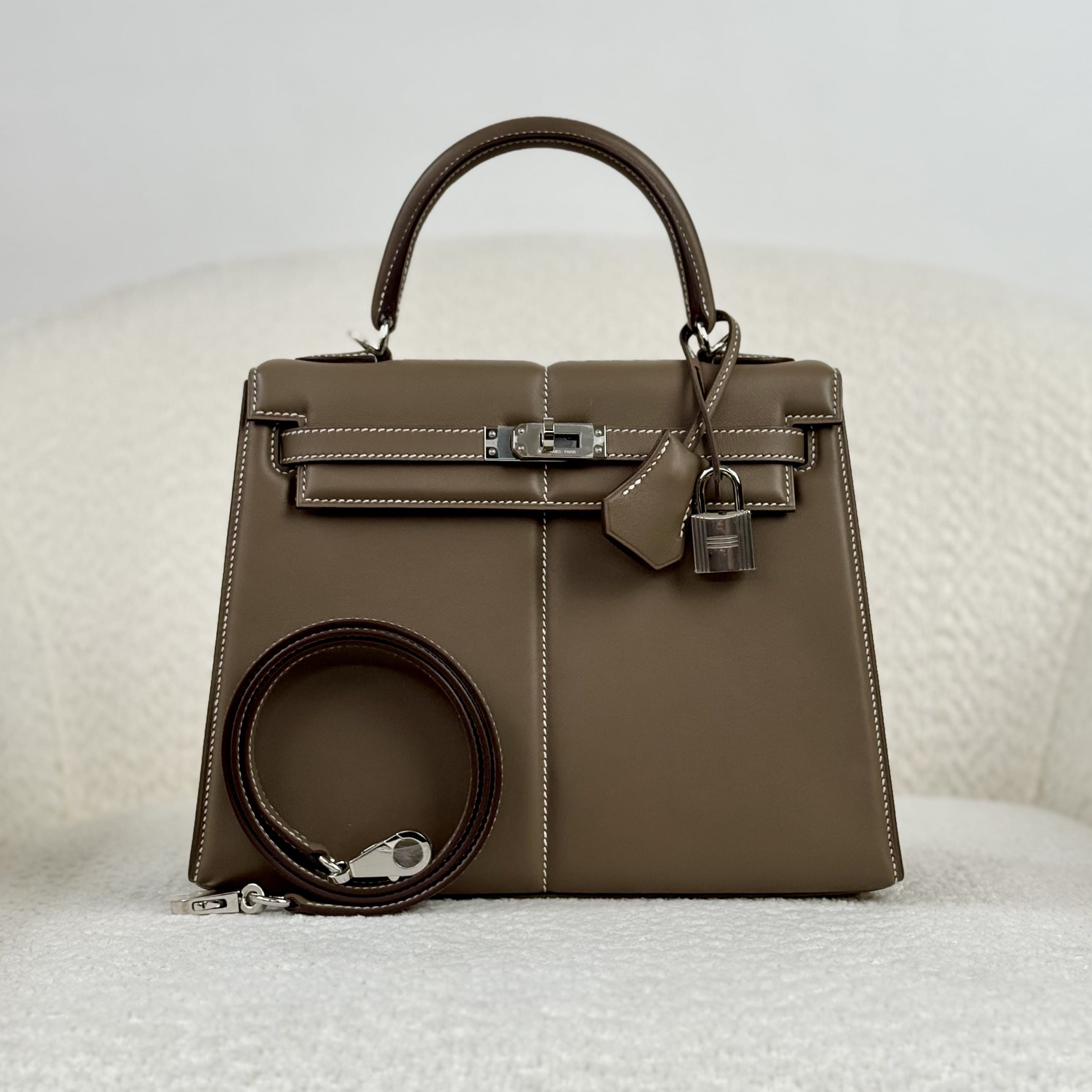 Hermès Etoupe Kelly 25 Swift Padded Palladium Hardware Limited Edition