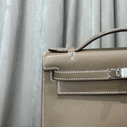 Hermès Etoupe Kelly Pochette Clutch Swift Calfskin Palladium Hardware
