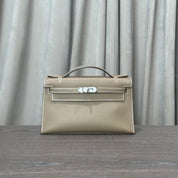 Hermès Etoupe Kelly Pochette Clutch Swift Calfskin Palladium Hardware