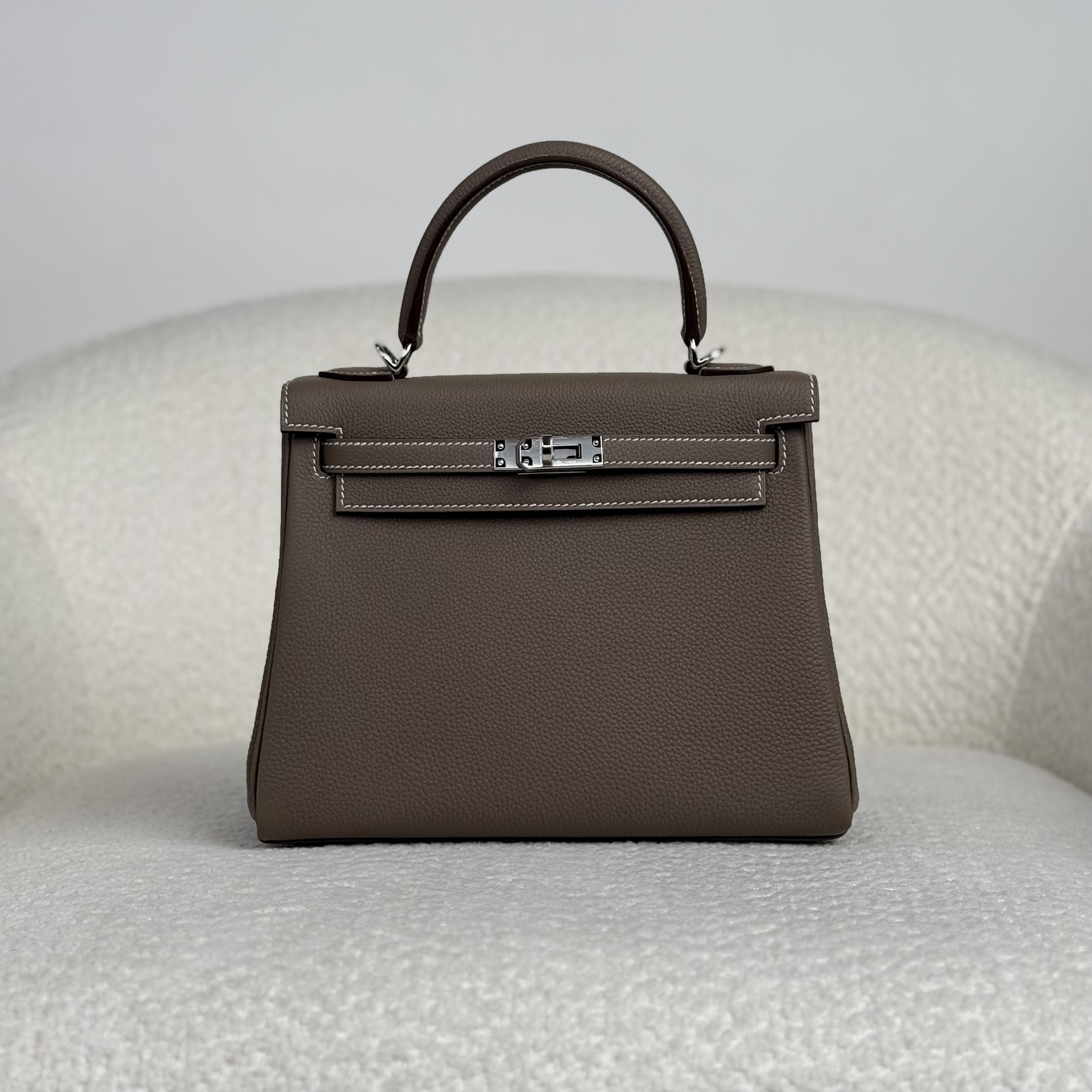 Hermès Etoupe Kelly Retourne 25 Togo Palladium Hardware