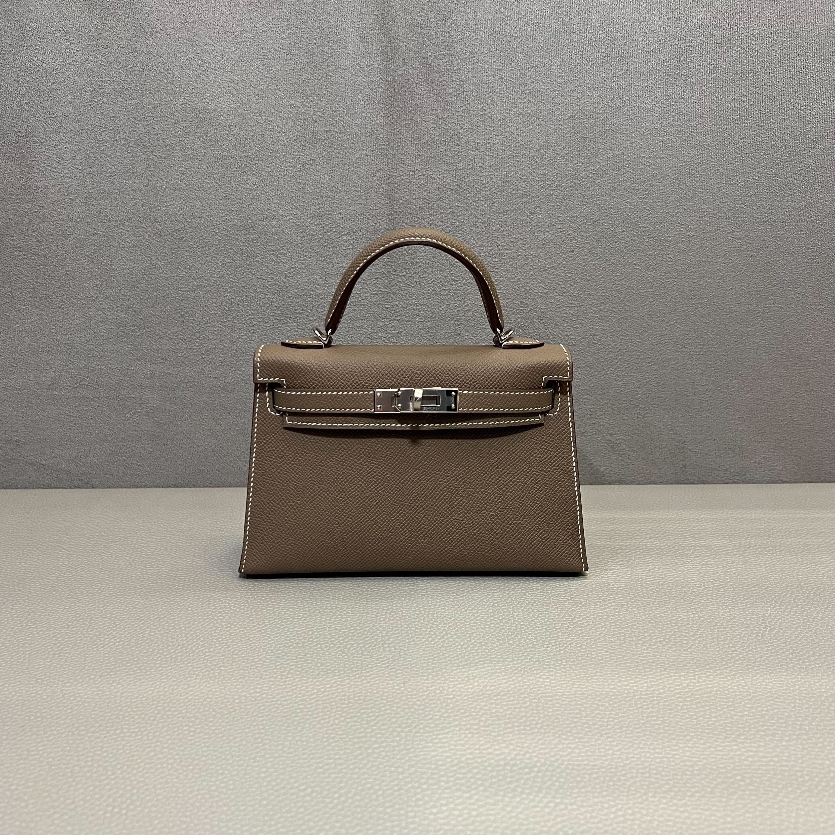 Hermès Etoupe Mini Kelly – Taupe Kelly Sellier Gold Hardware Mini