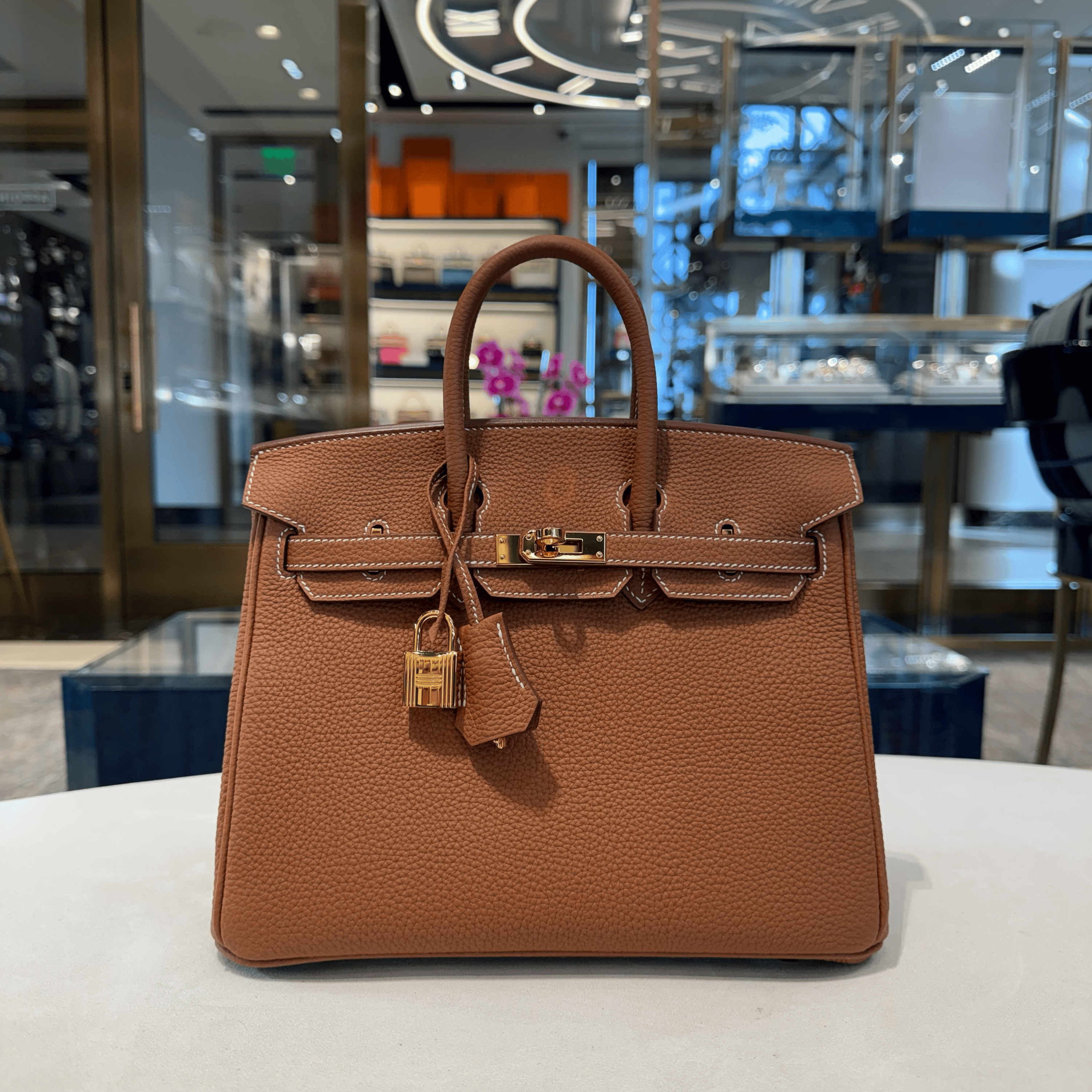 hermes-gold-birkin-25-togo-gold-hardware-hermes-1251123566.png